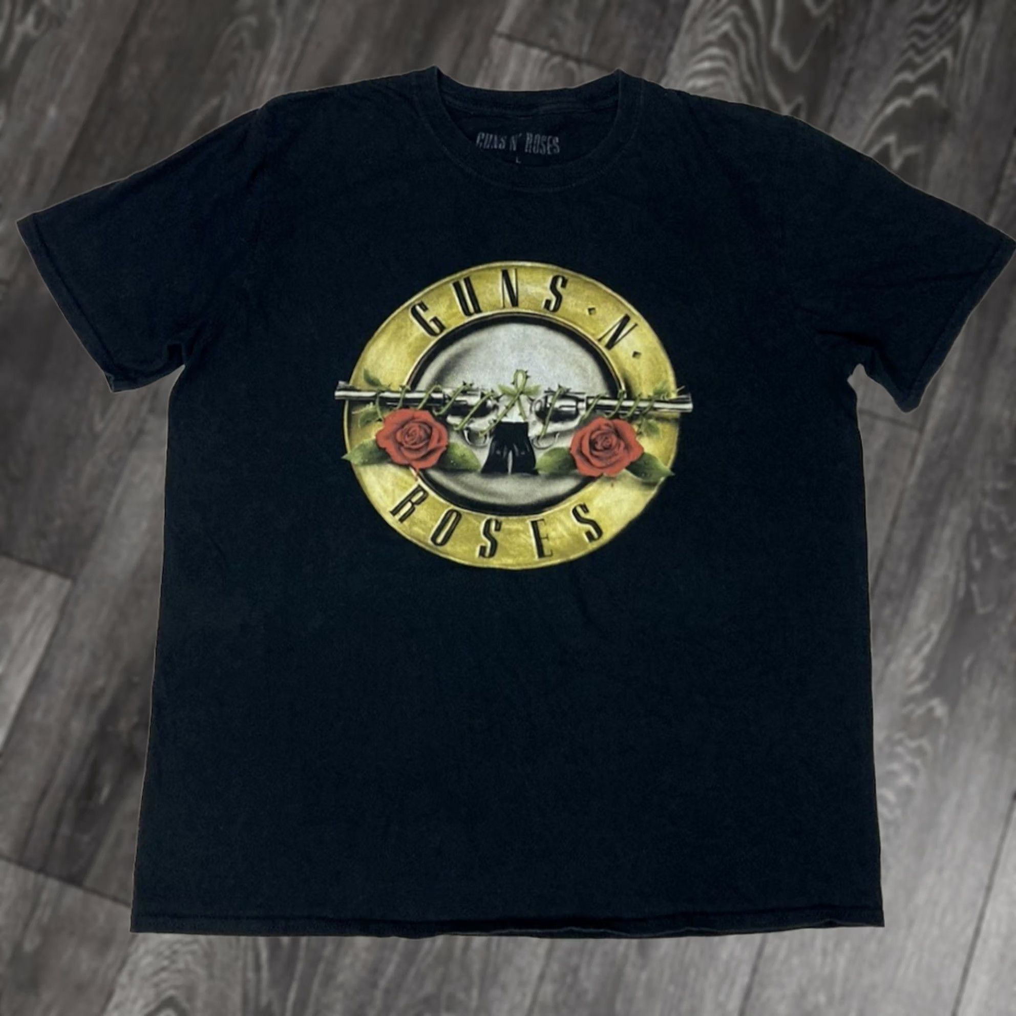 Vintage Guns N' Roses Logo Graphic T-shirt Men Large Black Short Sleeve Band Music Shirt Size US L / EU 52-54 / 3 - 1 Thumbnail