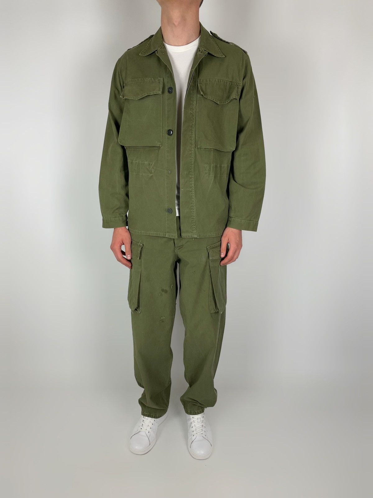 Vintage 1950s Vintage Military Double Pocket Jacket Austria Size US M / EU 48-50 / 2 - 1 Thumbnail