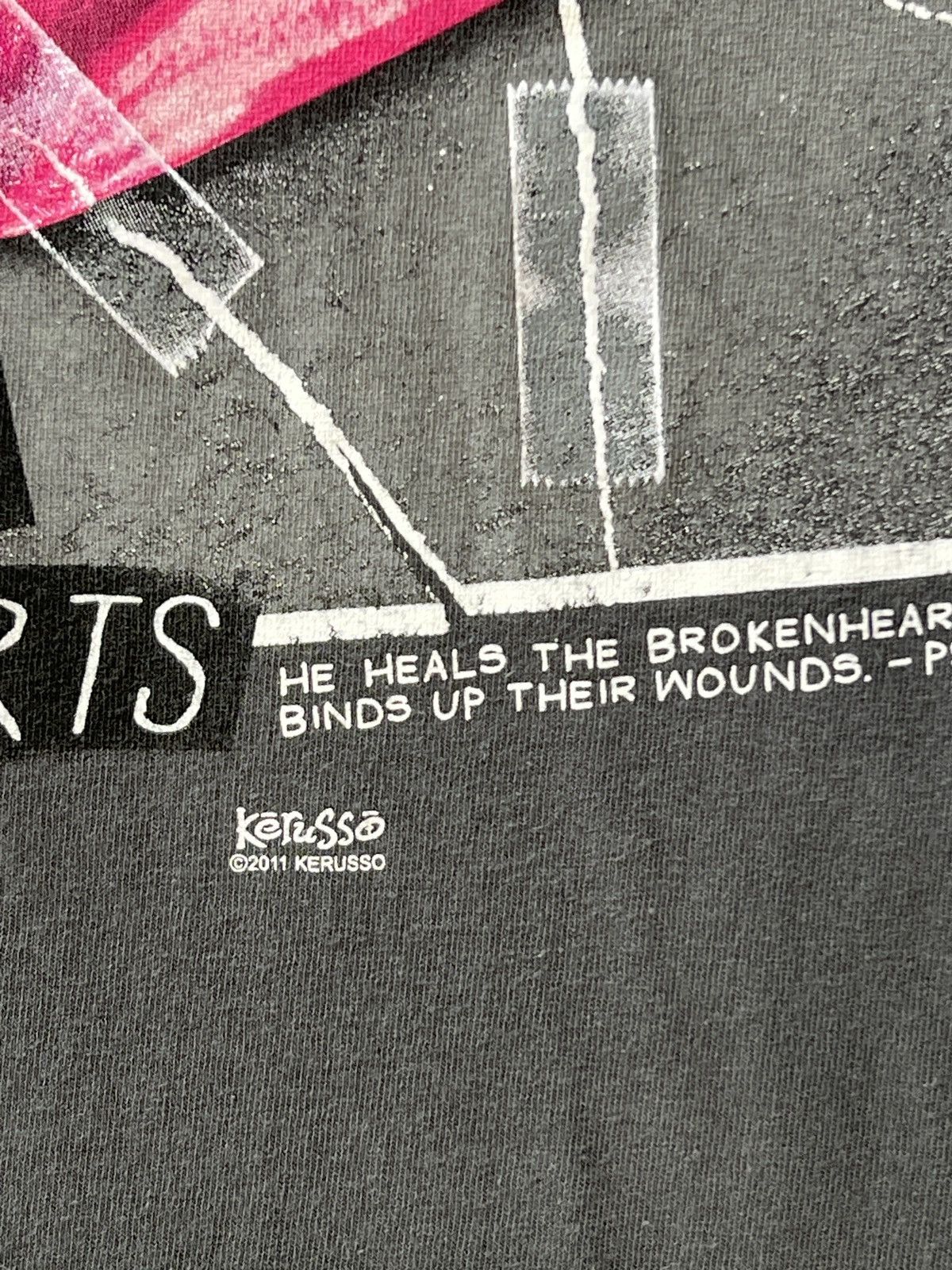 Vintage Kerusso Jesus Heals Broken Hearts Religious Parody Tee XXL Size US XXL / EU 58 / 5 - 5 Thumbnail