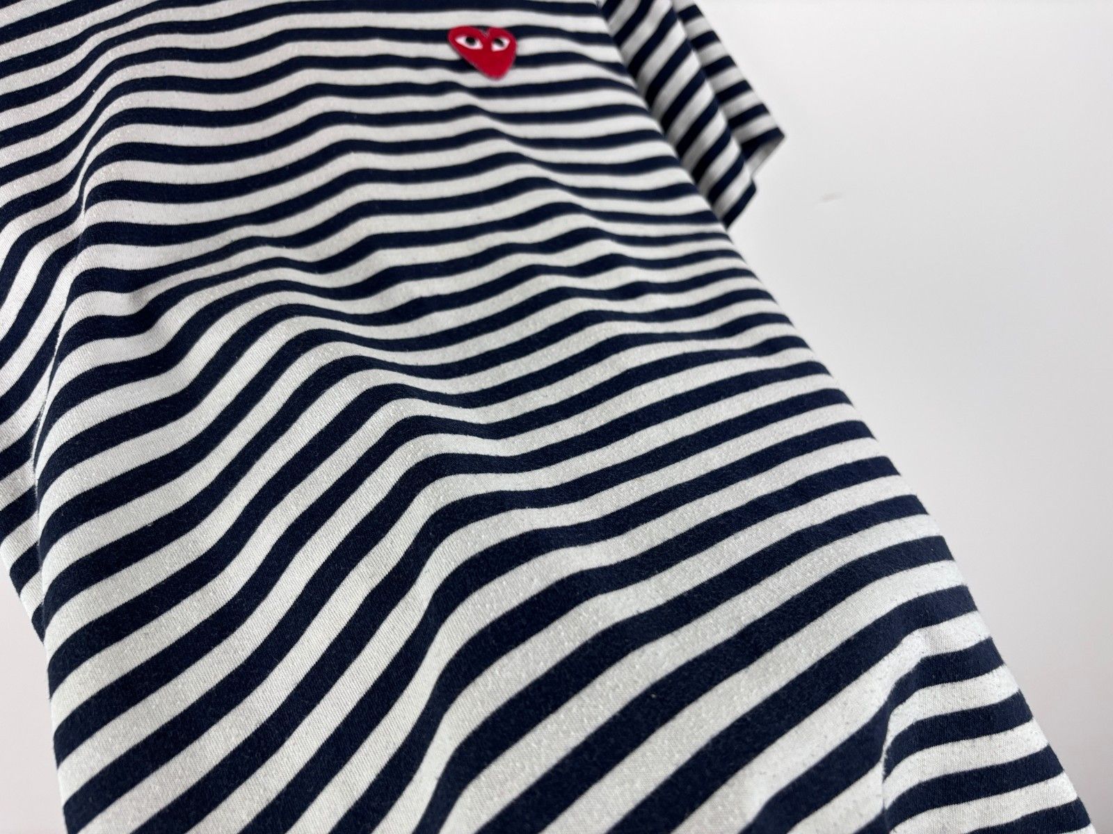 Comme des Garcons PLAY Comme Des Garcons Play Striped T-Shirt White Blue Size ~M Size M / US 6-8 / IT 42-44 - 10 Thumbnail