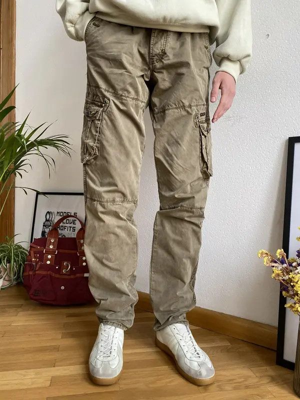 Japanese Brand Vntg Japanese Military Multi-pocket Cargo Pants Y2k slim fit Size US 34 / EU 50 - 1 Thumbnail