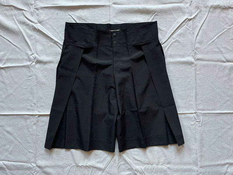 Issey Miyake Issey Miyake origami shorts Size US 34 / EU 50 - 1 Thumbnail