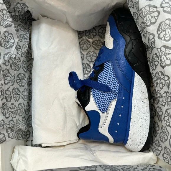 image of Alexander Mcqueen O1Mj1Ld1Sgn0324 Men's Blue Leopard Sneakers In Multicolor (Size 9)