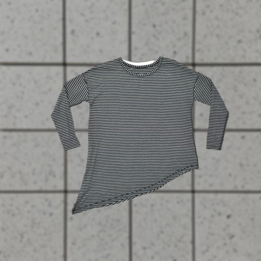 Lululemon VINTAGE? No. Size XL / US 12-14 / IT 48-50 - 1 Thumbnail