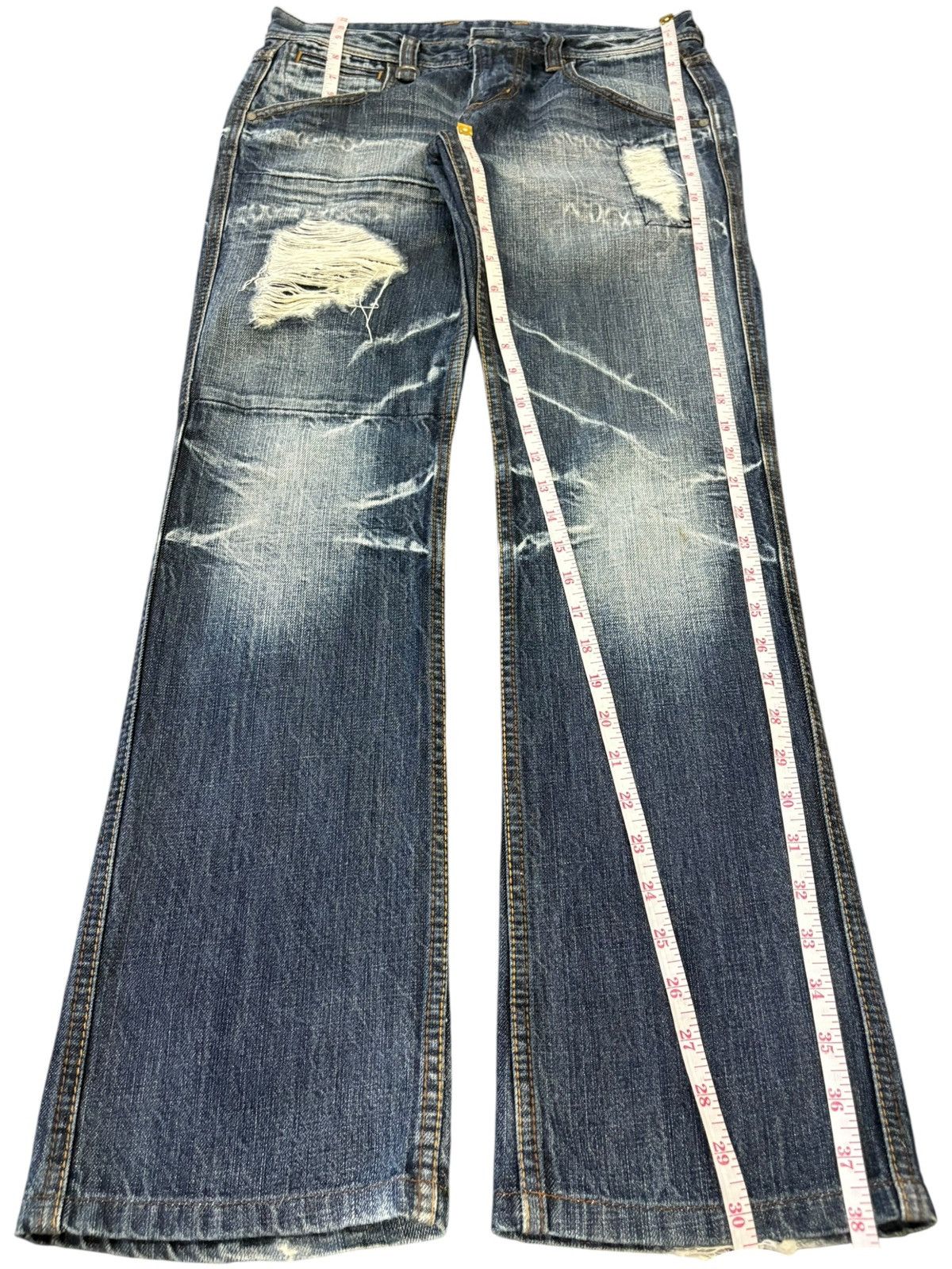 HIDEAWAYS Vintage Hideaway Nicole Crazy Fade Distressed Bootcut Jeans Size 31" - 12 Thumbnail