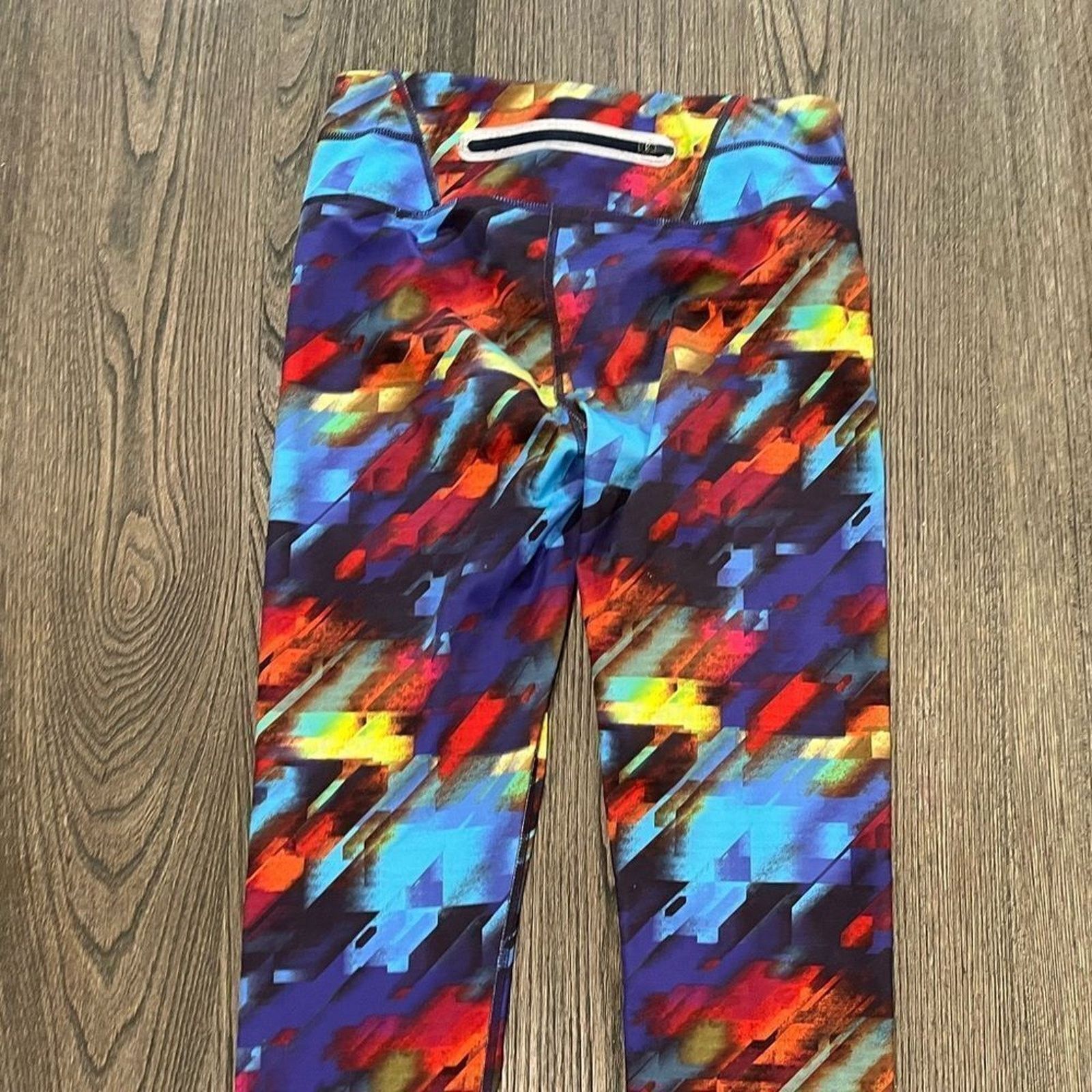 Athleta Athleta Colorburst Sonar Rainbow Leggings Size XS Size 25" / US 0 / IT 36 - 7 Thumbnail