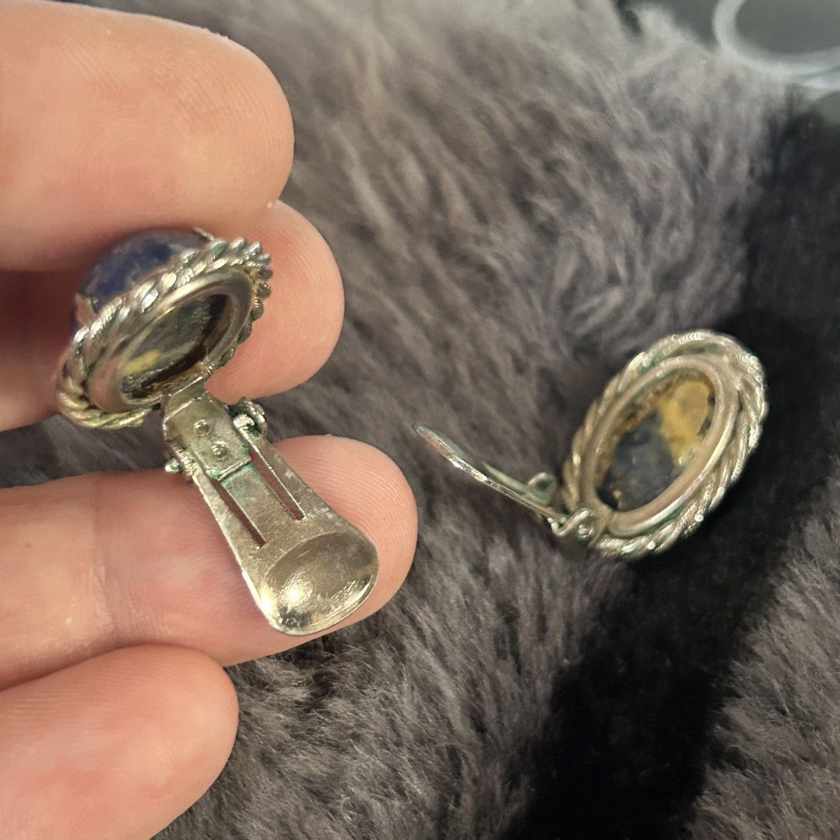 Vintage Vintage 70s sodalite cabochon rope edge clip on earrings Size ONE SIZE - 3 Thumbnail