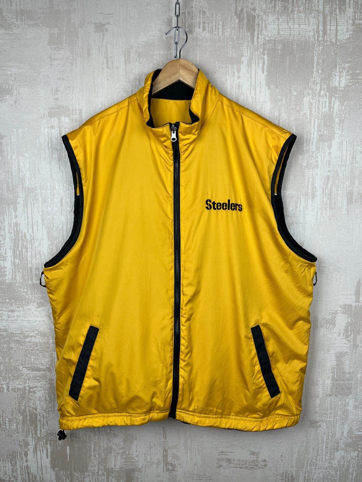 NFL Pittsburgh Steelers NFL Vintage Reversible Fleece Vest Size US XL / EU 56 / 4 - 15 Thumbnail
