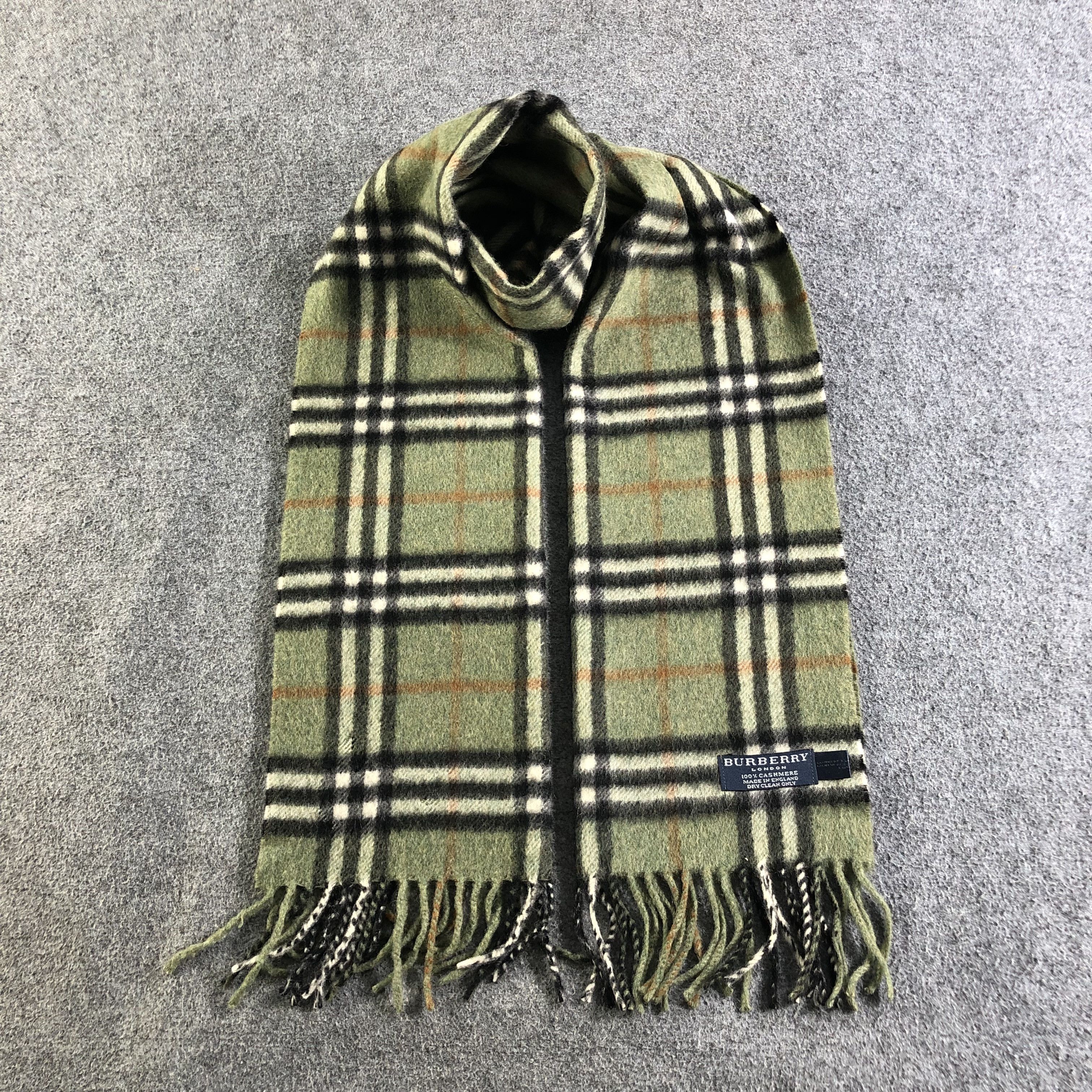 Burberrys Nova Check Cashmere Scarf Muffler Neckwear V2522