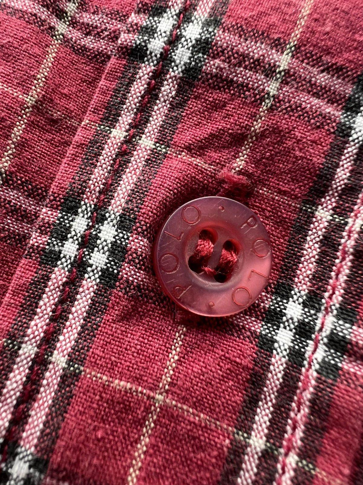 Burberry Burberry's Vintage Checkered Red L Shirt Small Size US L / EU 52-54 / 3 - 9 Thumbnail