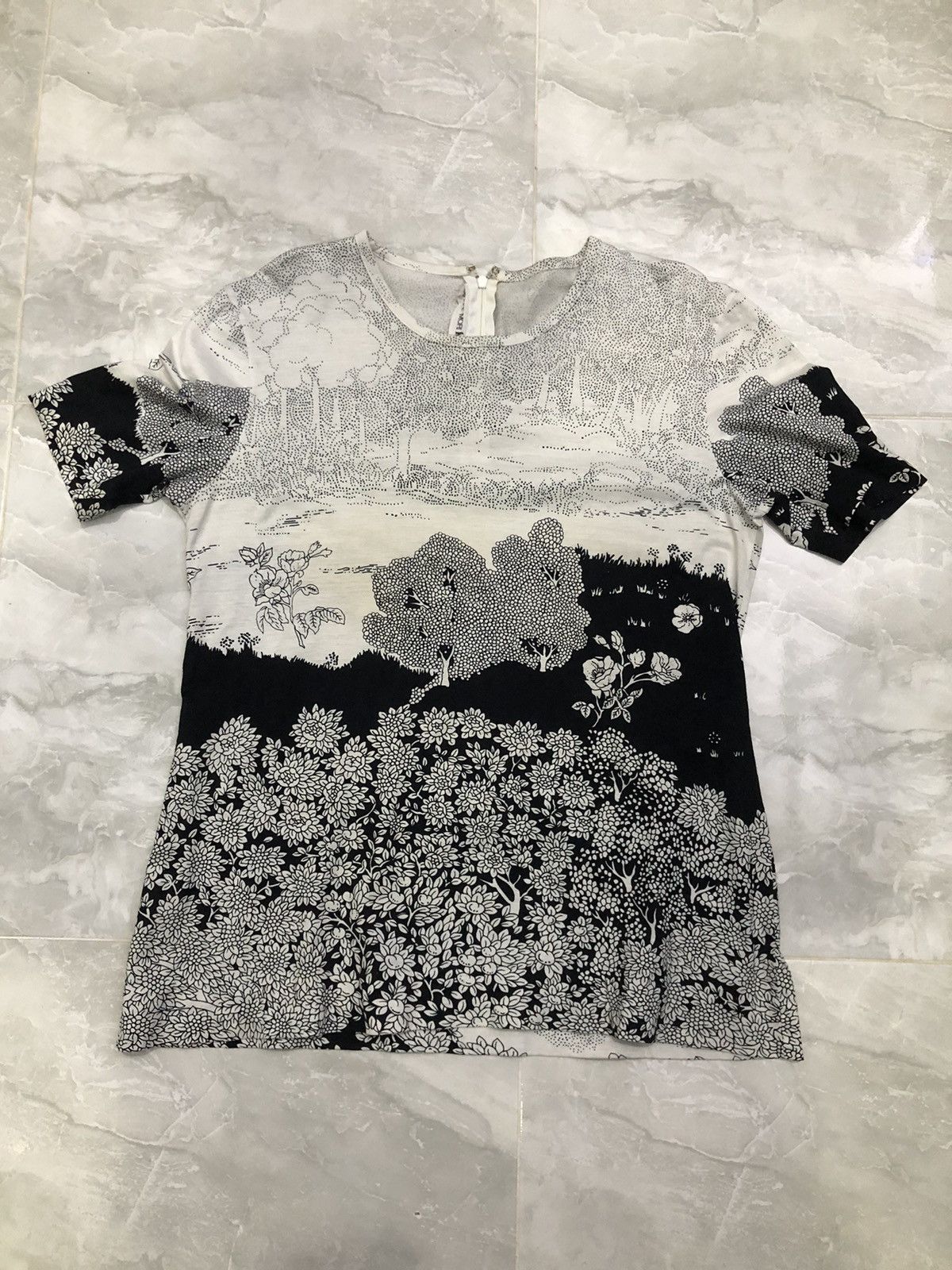 Hanae Mori Hanae Mori Japan Art Print Tee Nature Scene Size S / US 4 / IT 40 - 14 Thumbnail