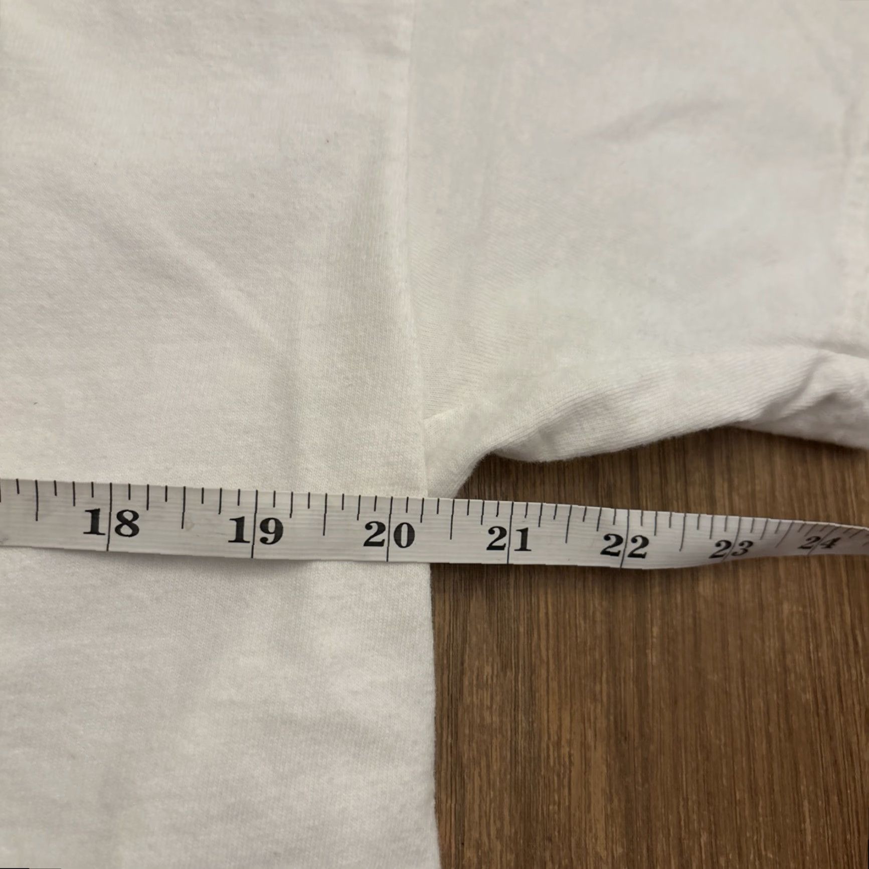 Hanes VINTAGE American Eagle 12 Meter Yacht T Shirt White Size L Men T-Shirt 90s USA Racing Hanes Size US L / EU 52-54 / 3 - 6 Thumbnail