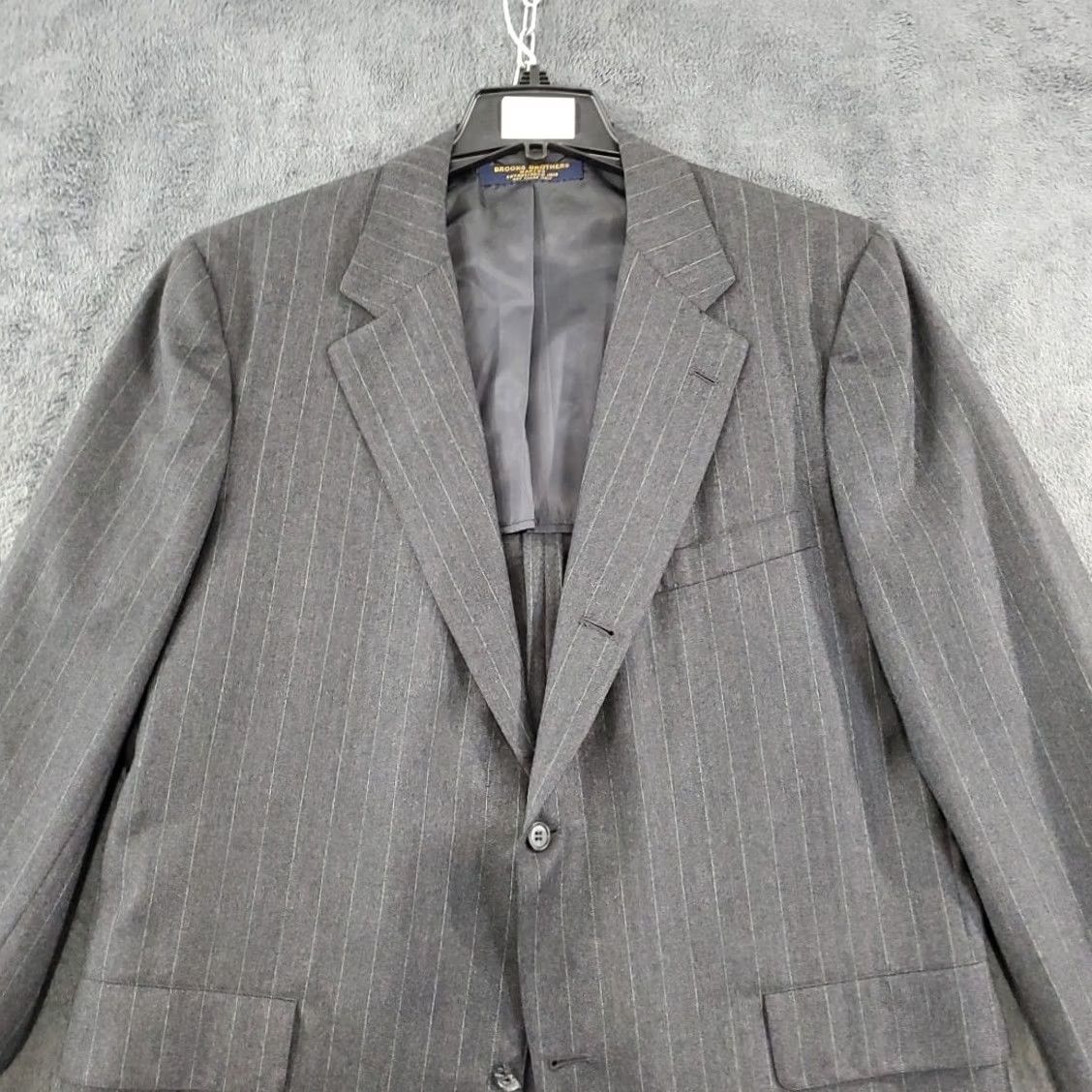 Brooks Brothers Brooks Brothers Suit Jacket Charcoal Gray Striped Wool 44R Regular Two-Button Single-Breasted Men’s 100% Wool 44R Brown? Size 44R - 2 Thumbnail