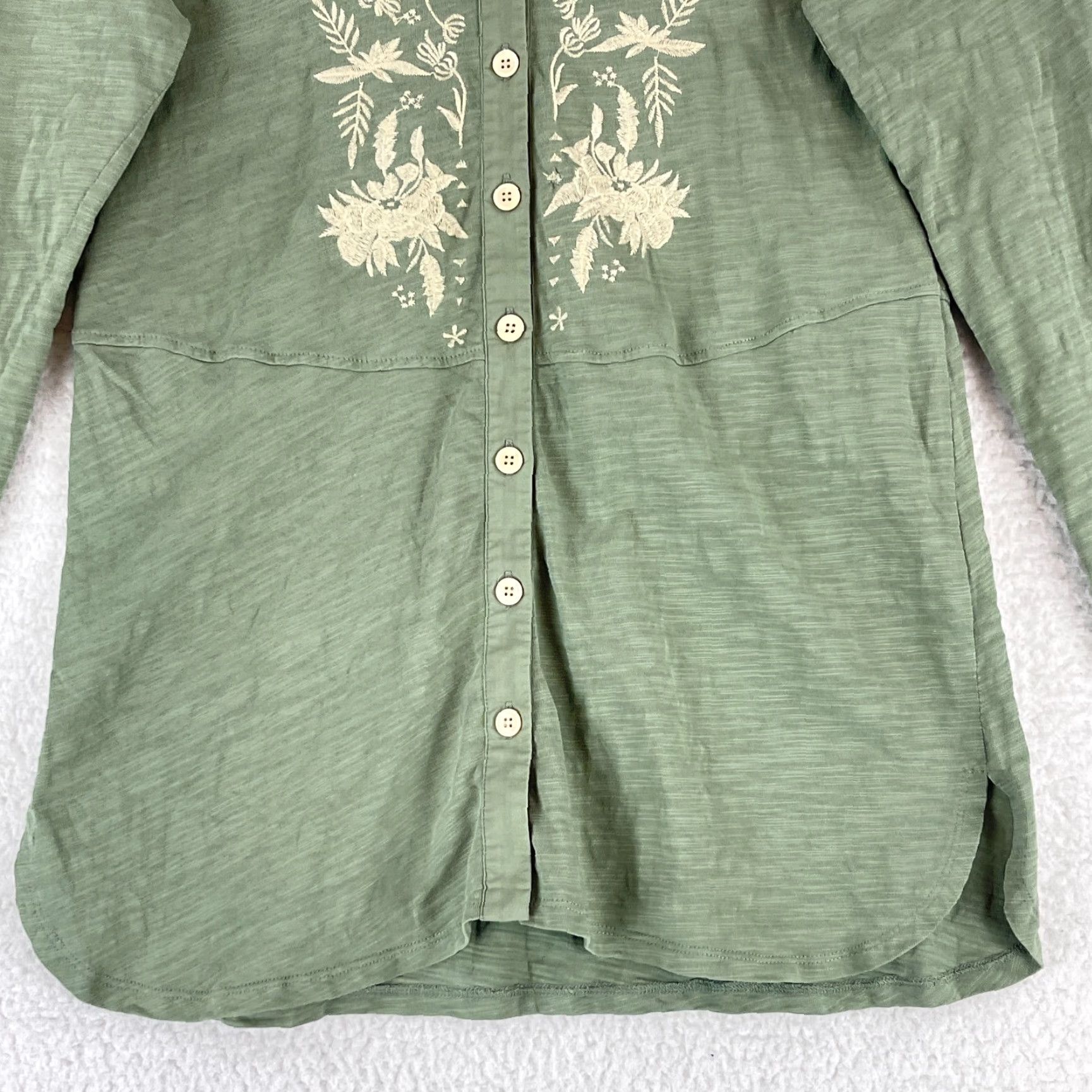 Soft Surroundings Soft Surroundings Green Floral Embroidered Tunic Shirt Womens Button-Up PXS Size XS / US 0-2 / IT 36-38 - 5 Thumbnail