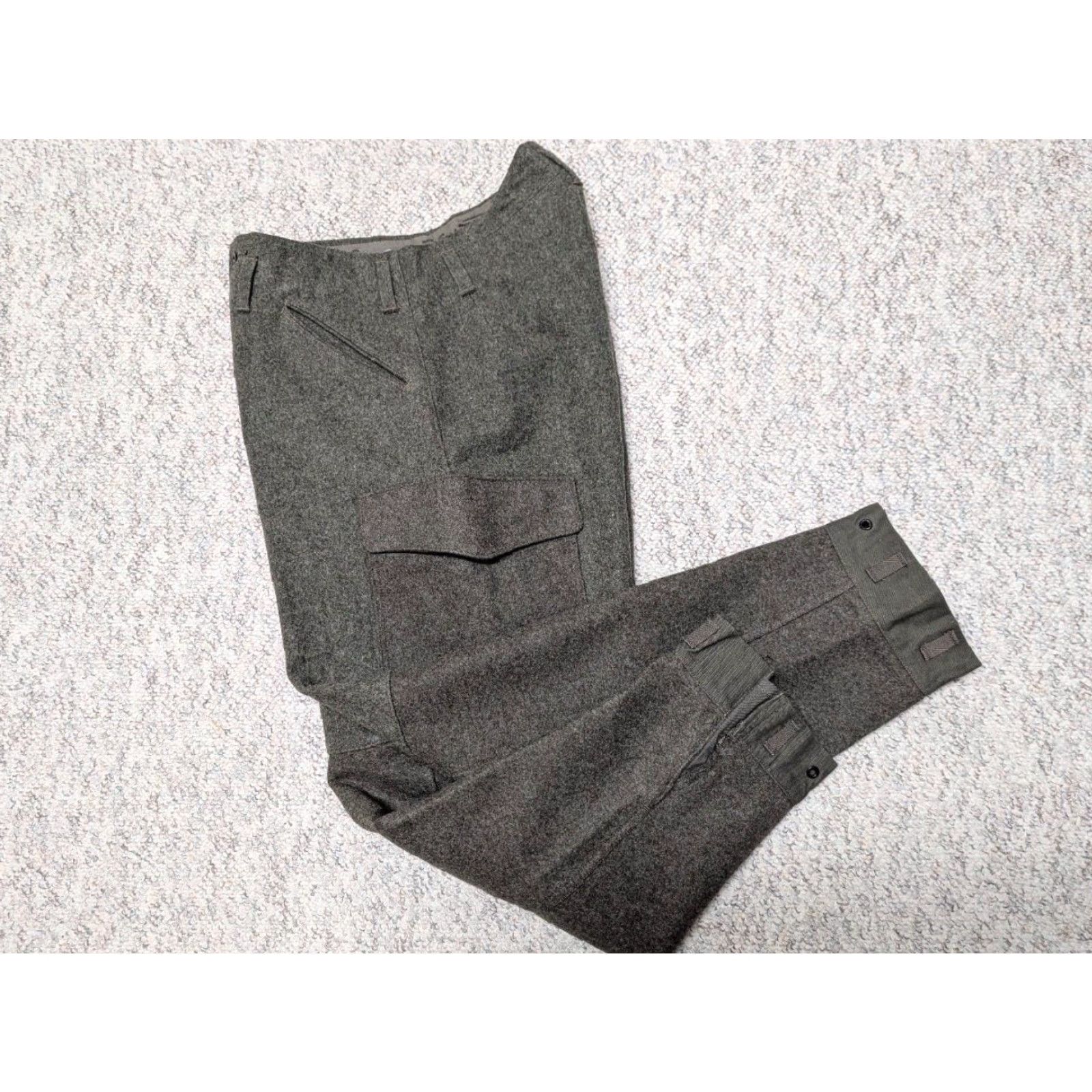 Vintage VINTAGE Swedish Army Pants Wool 28x30 Green Cargo Men Wool Pants 28x30 Sweden Military WWII Size US 28 / EU 44 - 2 Thumbnail
