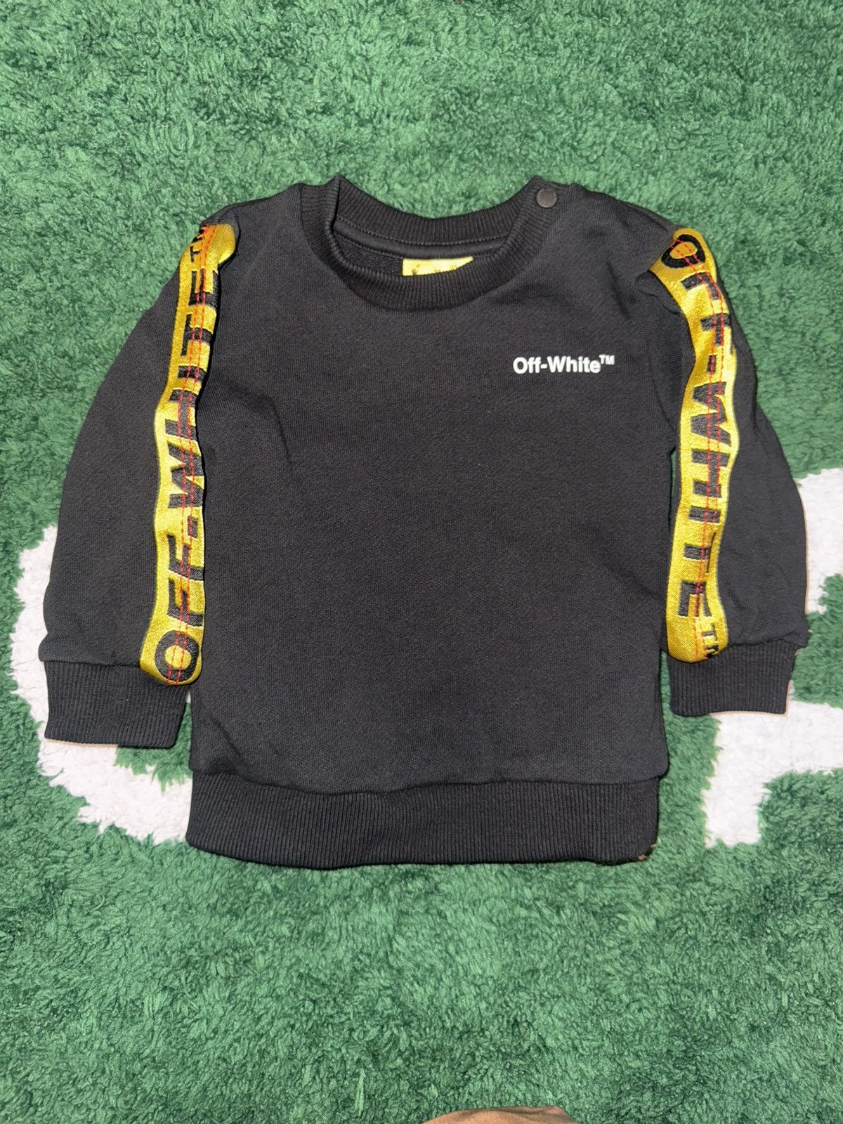 Off-White Kids OffWhite Crewneck 6-9 Months Size US XXS / EU 40 - 1 Thumbnail