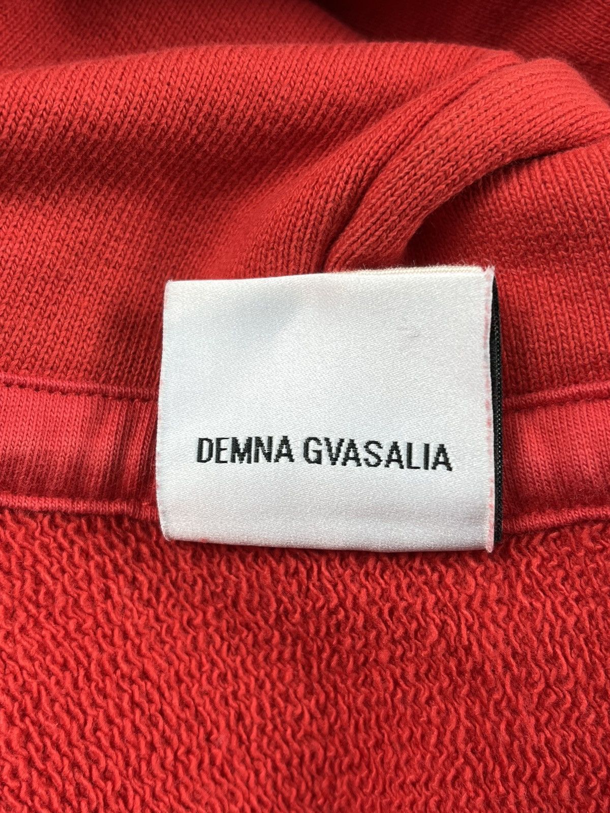 Champion × Vetements SS17 Vetements In Progress Distressed Champion Hoodie Size US S / EU 44-46 / 1 - 9 Thumbnail