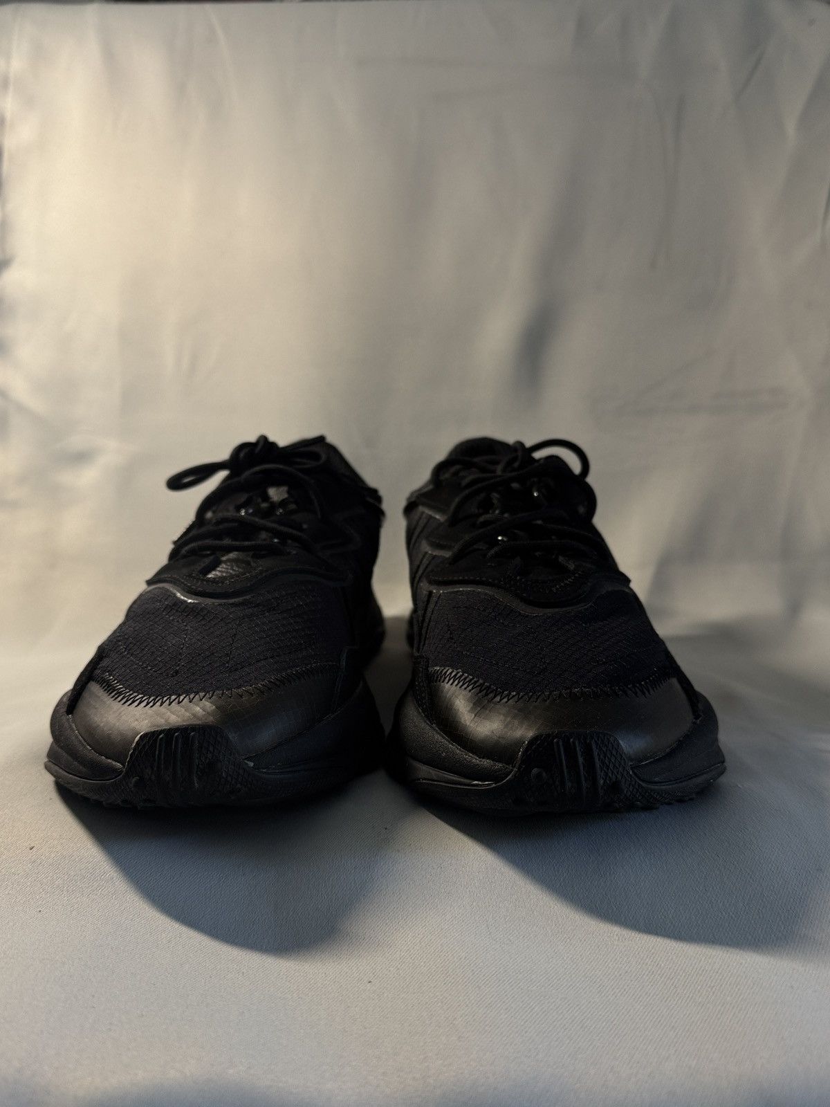 Adidas Ozweego “Core Black” (FV9665) – Used
