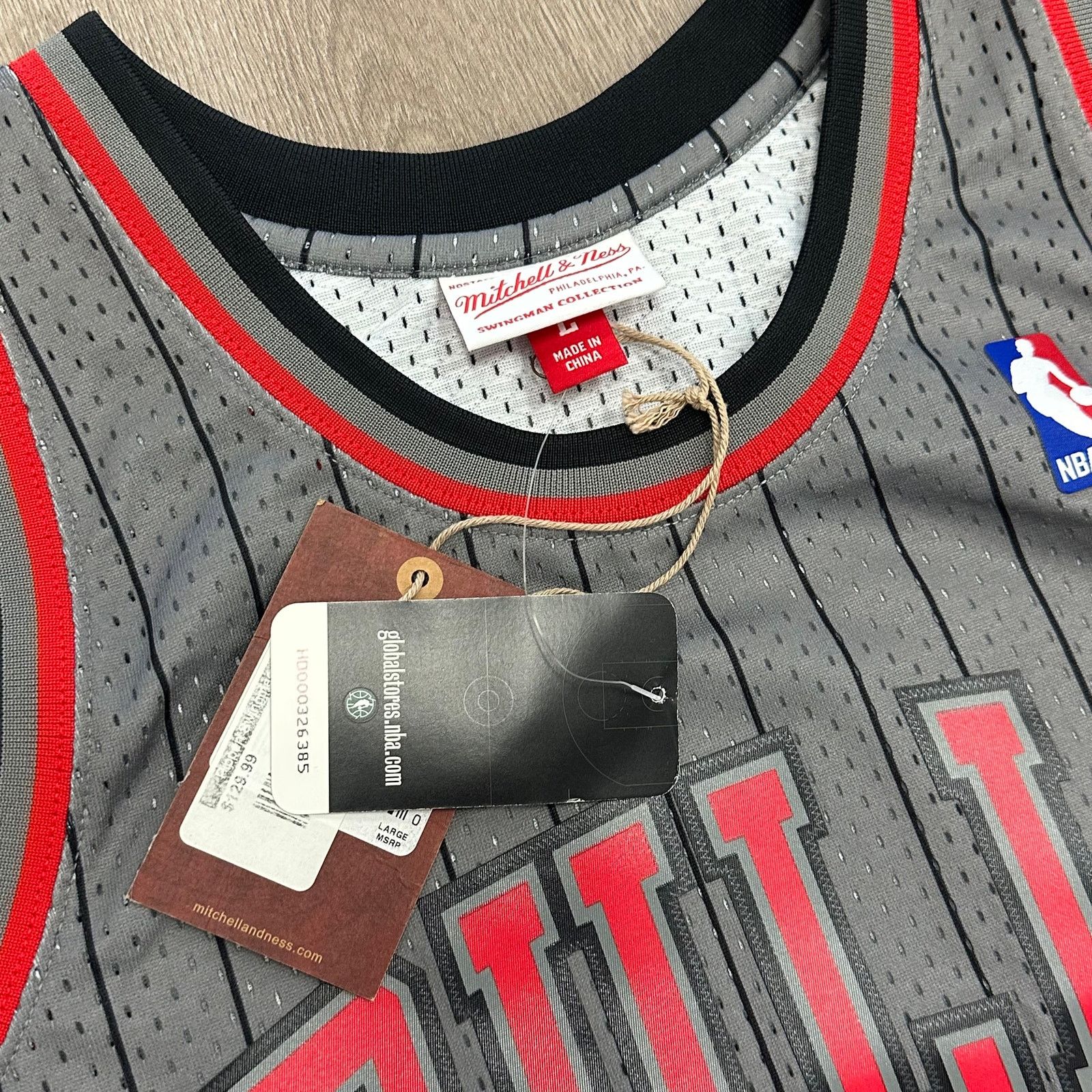 Mitchell & Ness New Mitchell & Ness Chicago Bulls Scottie Pippen 1995 jersey Size US L / EU 52-54 / 3 - 4 Thumbnail