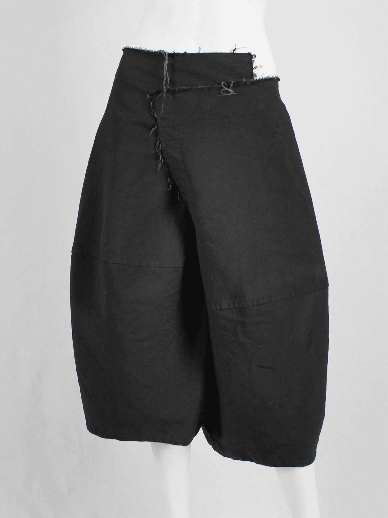 Comme des Garcons Comme Des Garcons - 2014 Deconstructed Fringe Finish Size US 29 - 14 Thumbnail
