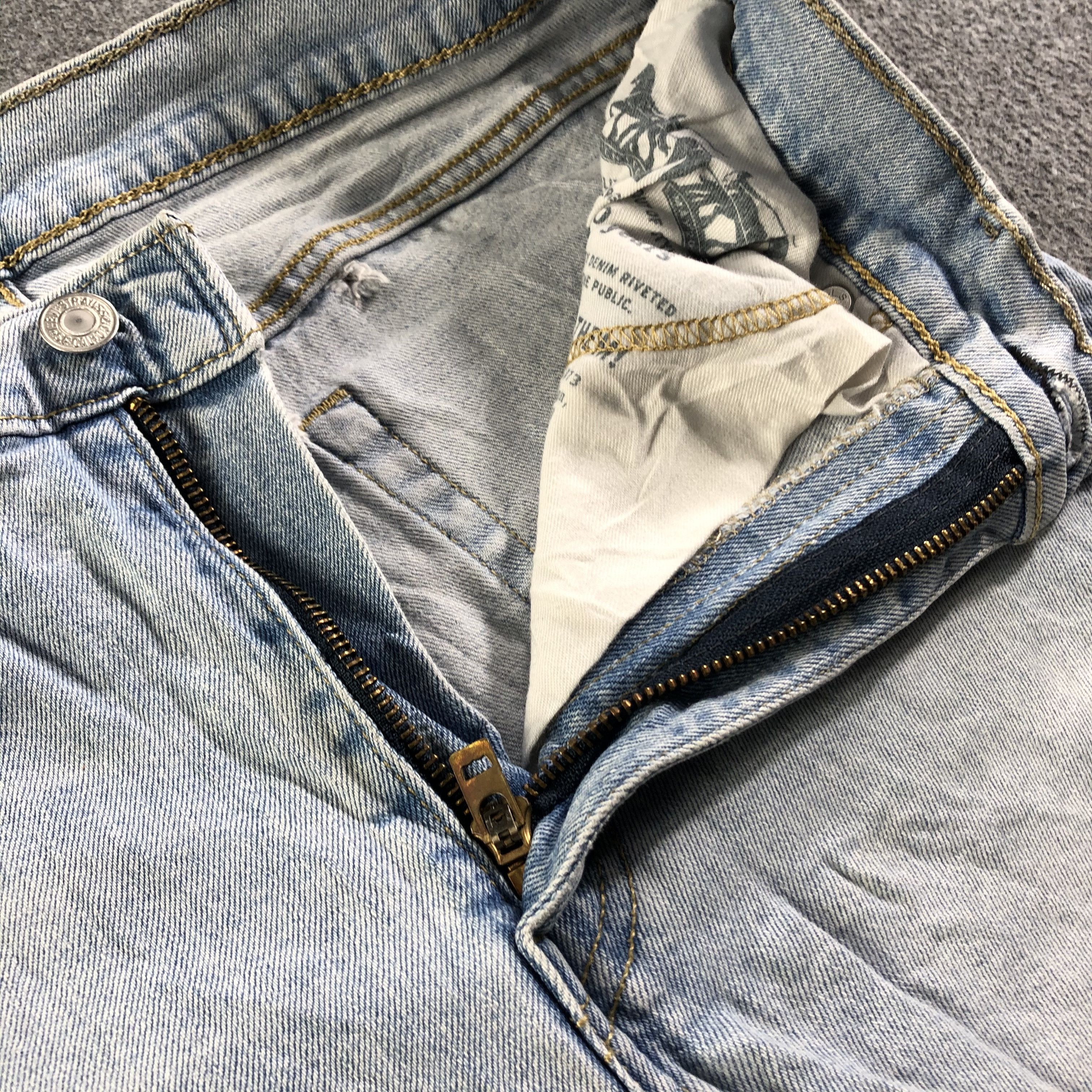 Levi's Vintage Light Wash Levis 510 Jeans-J3257 Size US 31 - 8 Thumbnail