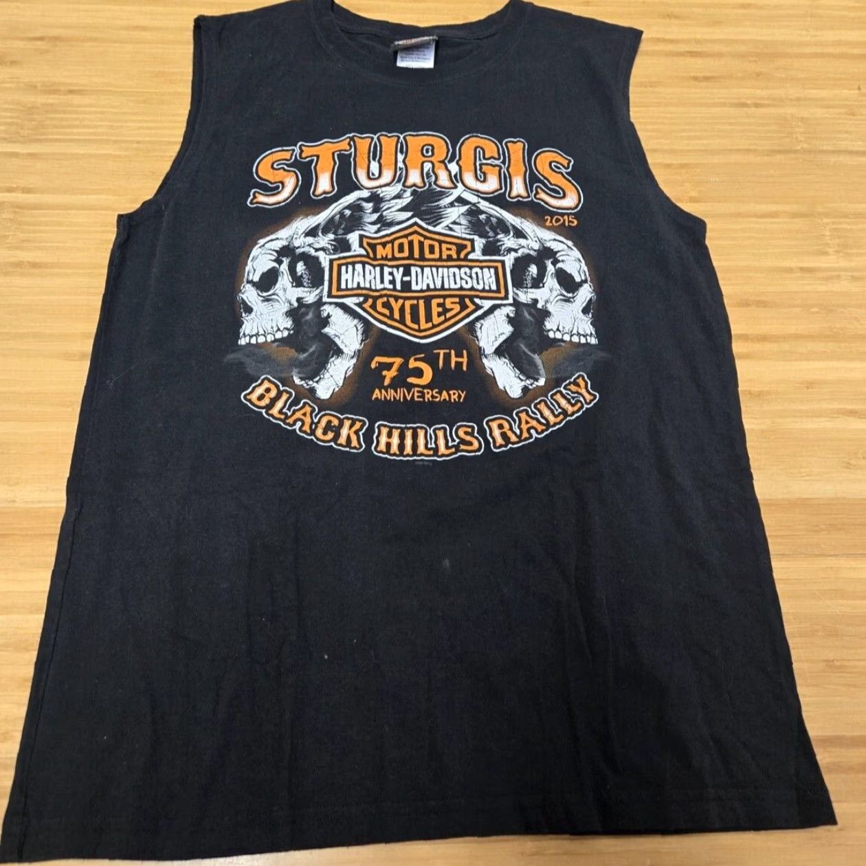 Harley Davidson Harley-Davidson 75th Anniversary 2015 Motorcycle Black Hills Rally Graphic Tee Sleeveless Crew Neck Large Black Unisex Adults Mens Womens Size US L / EU 52-54 / 3 - 2 Thumbnail