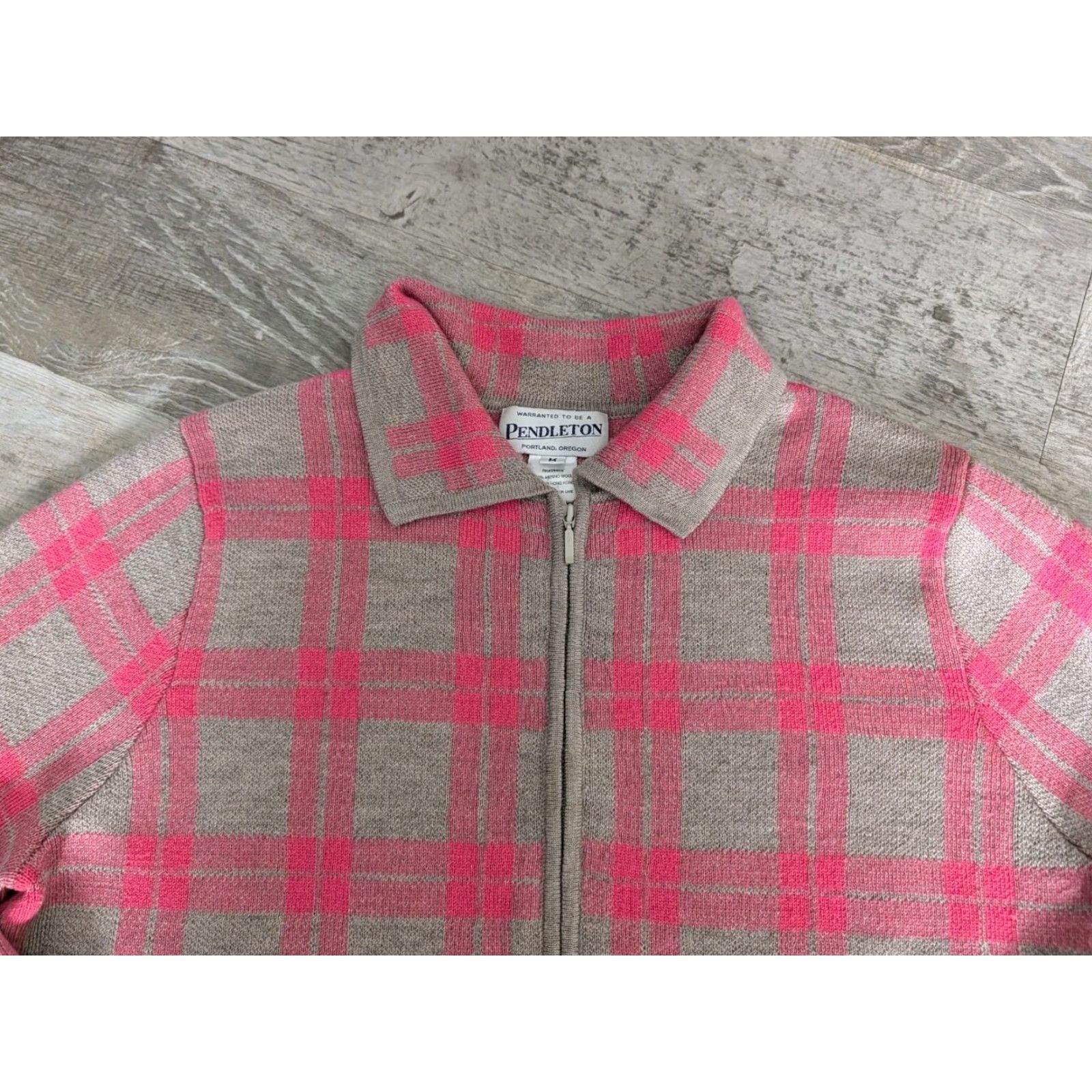 Pendleton VINTAGE Pendleton Merino Wool Full Zip Sweater M Gray Pink Plaid Classic Womens Size M / US 6-8 / IT 42-44 - 4 Thumbnail