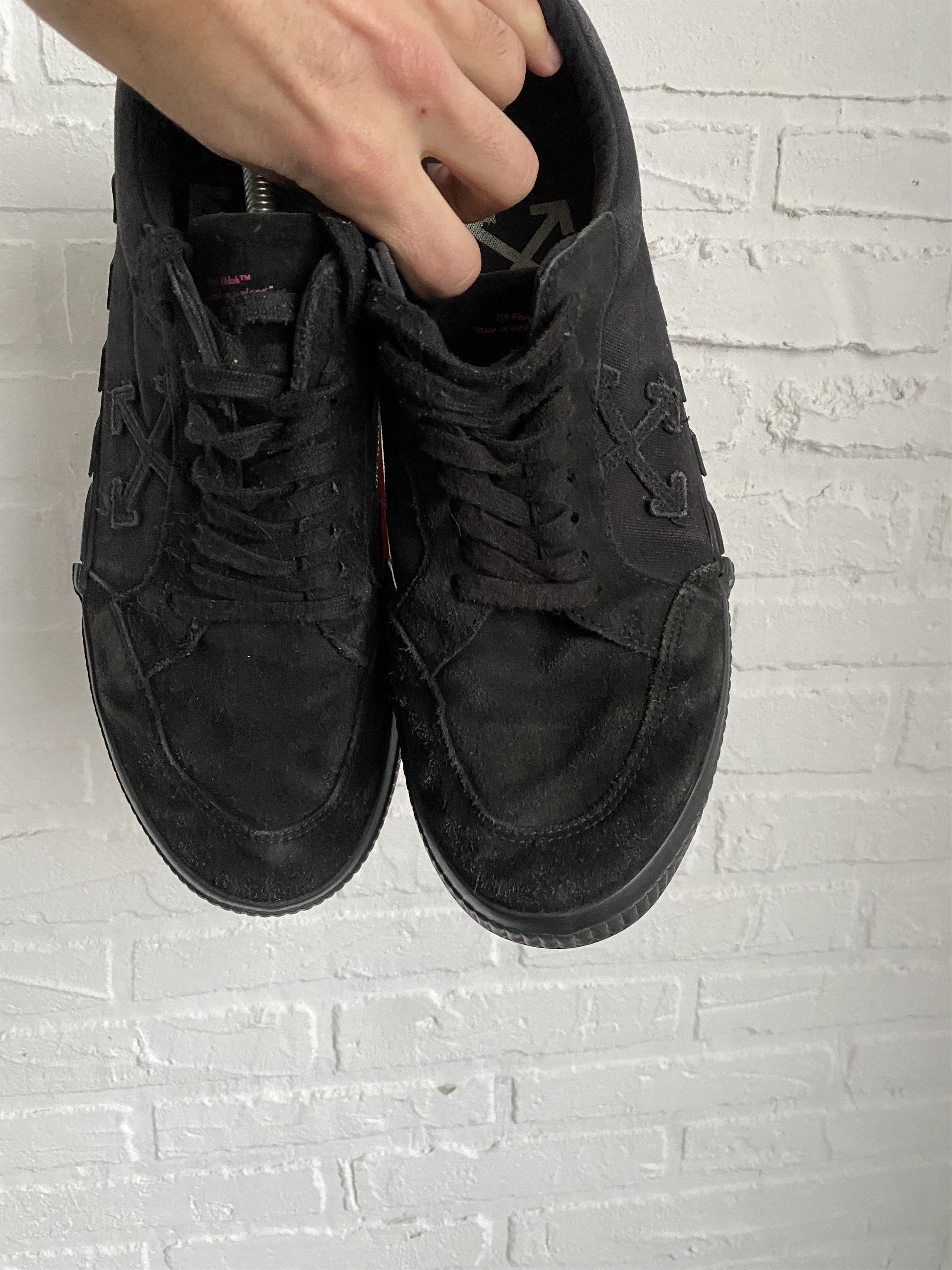 Off-White Off White suede leather black vulcanized sneakers Size US 10 / EU 43 - 16 Thumbnail