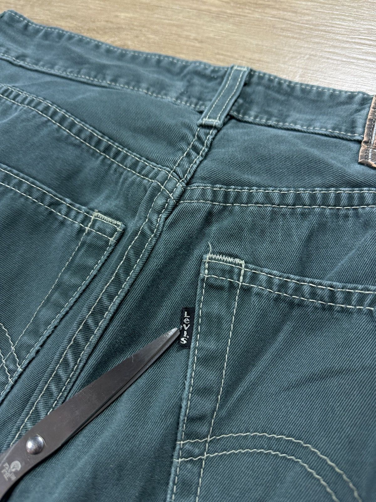 Levi's × Vintage Vintage 90s Levi's 401 Distressed Jeans Size US 32 / EU 48 - 8 Thumbnail