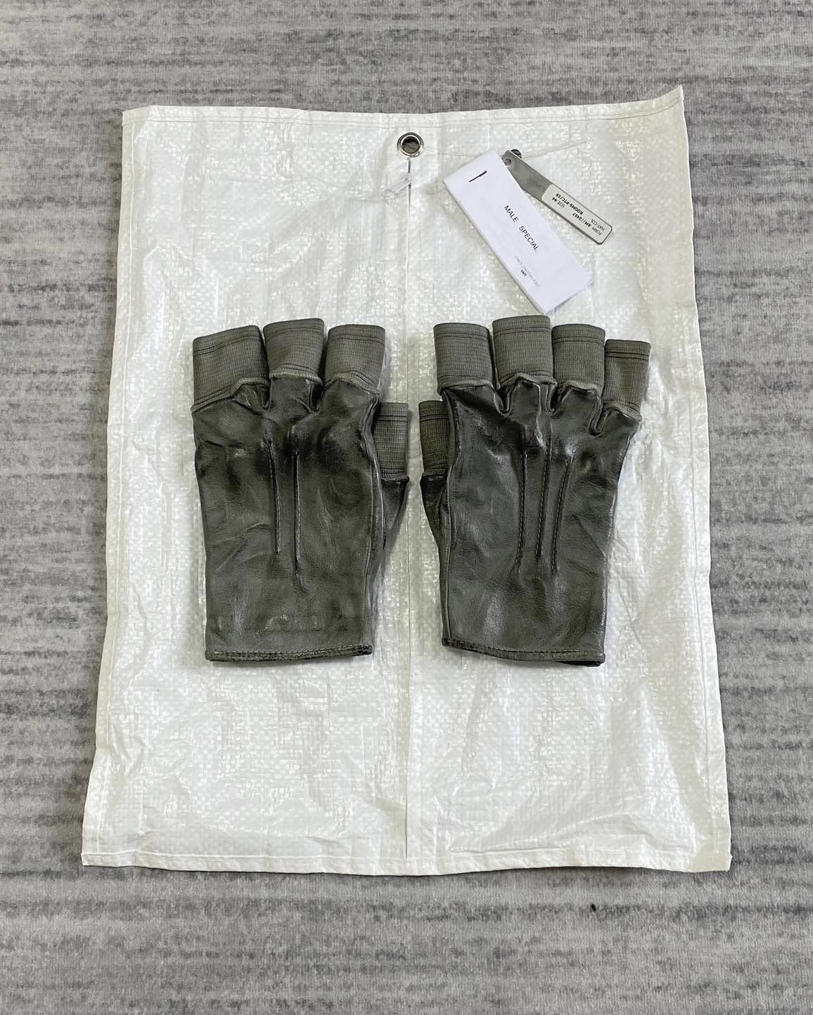 Carol Christian Poell Carol Christian Poell Taped Seam Fingerless Gloves Size 44 - 2 Thumbnail