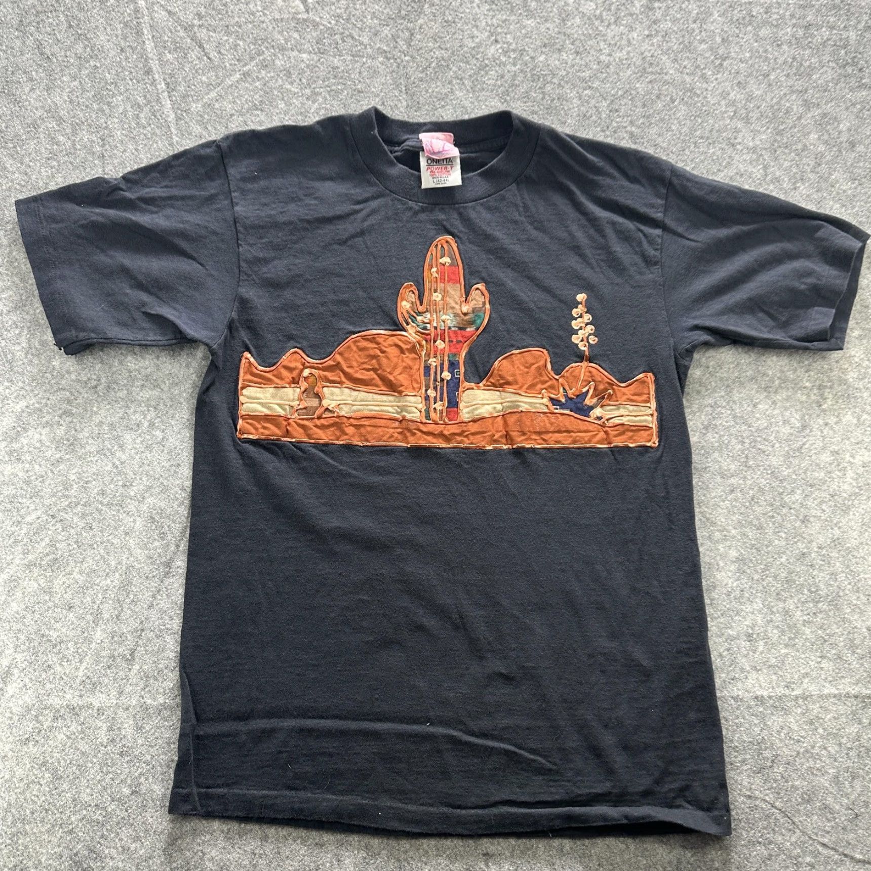 Vintage VINTAGE Oneita Southwest Desert Applique Shirt Mens Large Black Cotton Graphic 90s Shirt Mens Large Black Desert Size US L / EU 52-54 / 3 - 2 Thumbnail