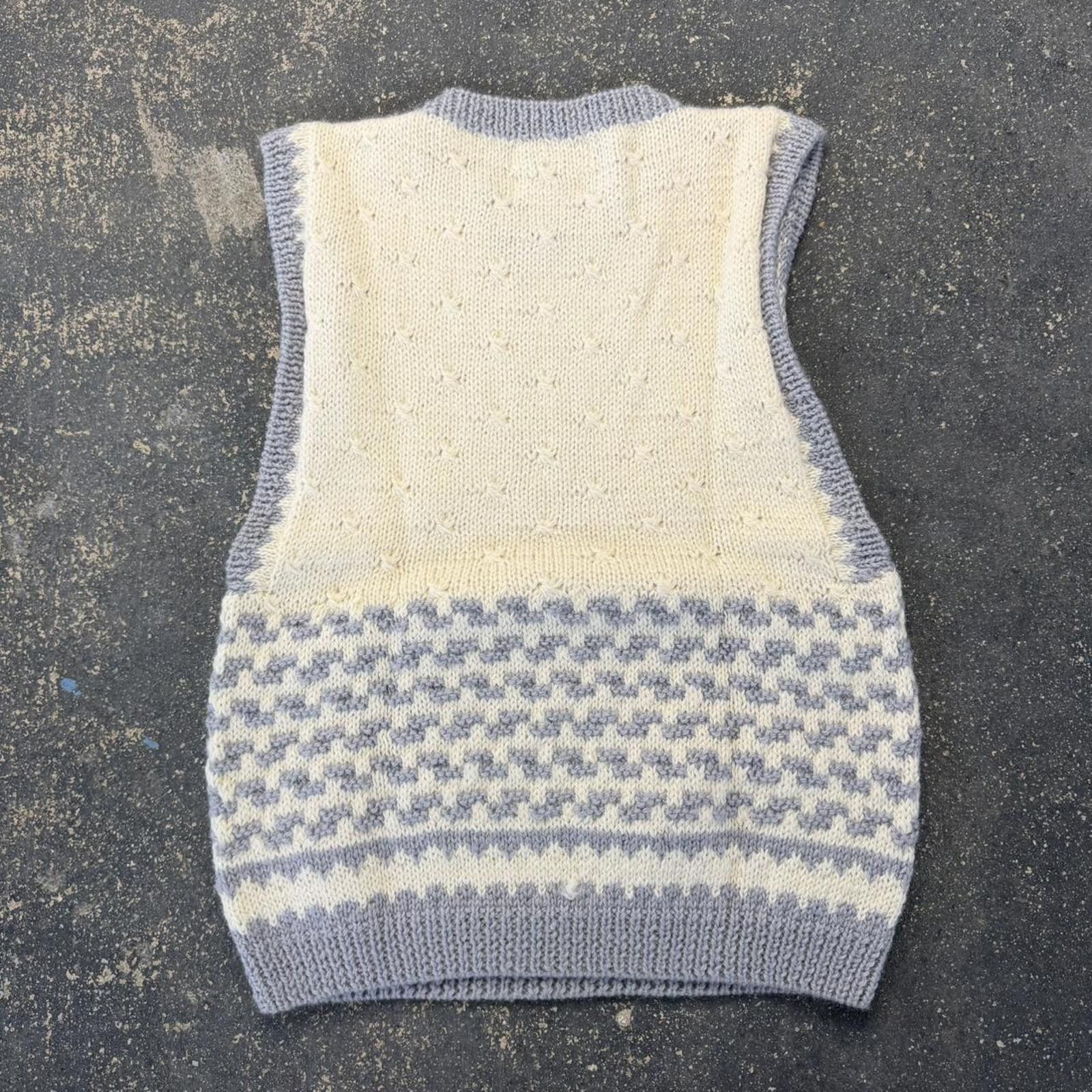 Other Vintage Easter Robt Foxwood Wool Sweater Size S / US 4 / IT 40 - 3 Thumbnail