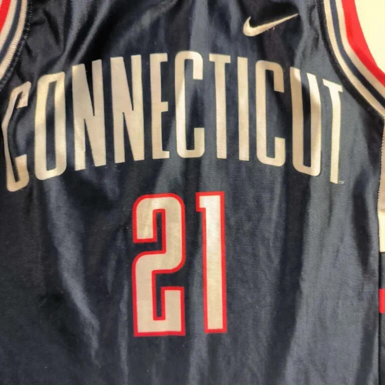 Nike Connecticut Huskies #21 Nike NCAA basketball jersey size S Size US S / EU 44-46 / 1 - 4 Thumbnail