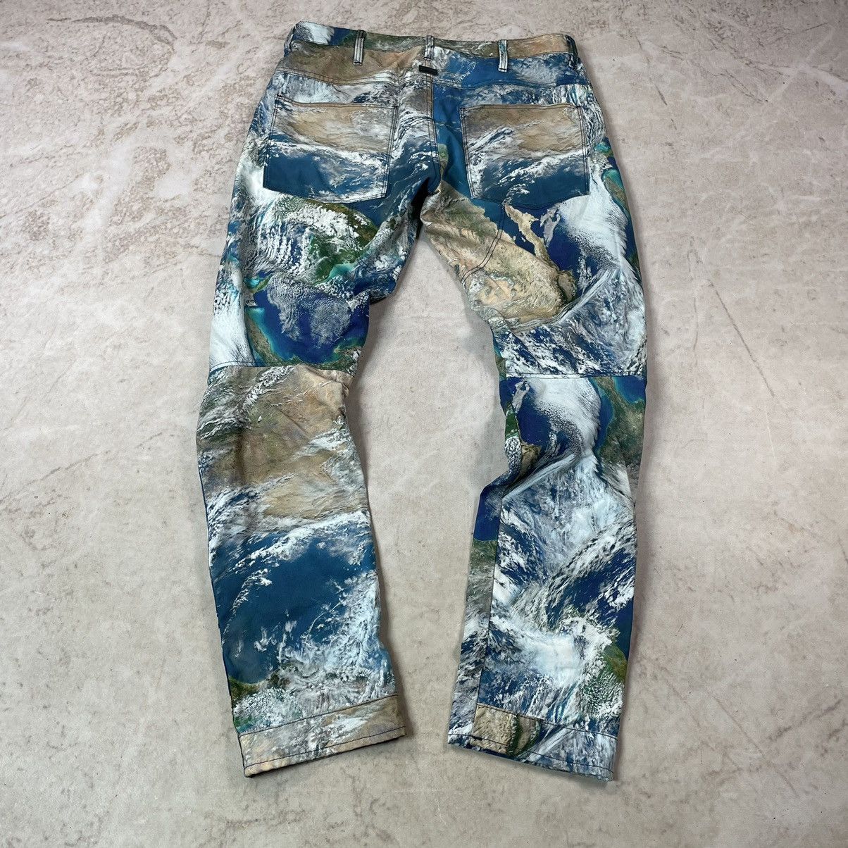 G-Star × Pharrell G-Star Raw x Pharrell Williams Elwood Tapered Double Knee Size US 32 / EU 48 - 12 Thumbnail