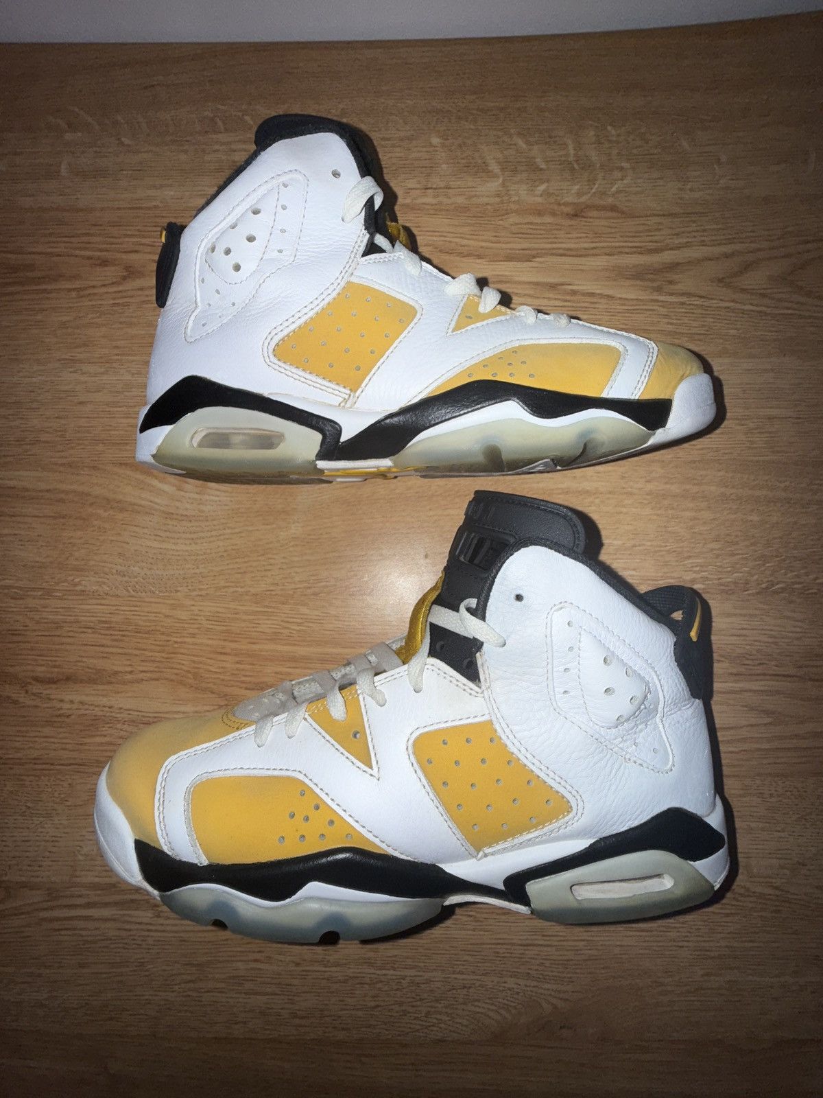 Jordan Brand Jordan 6 “ochre” Size US 6 / EU 39 - 2 Thumbnail