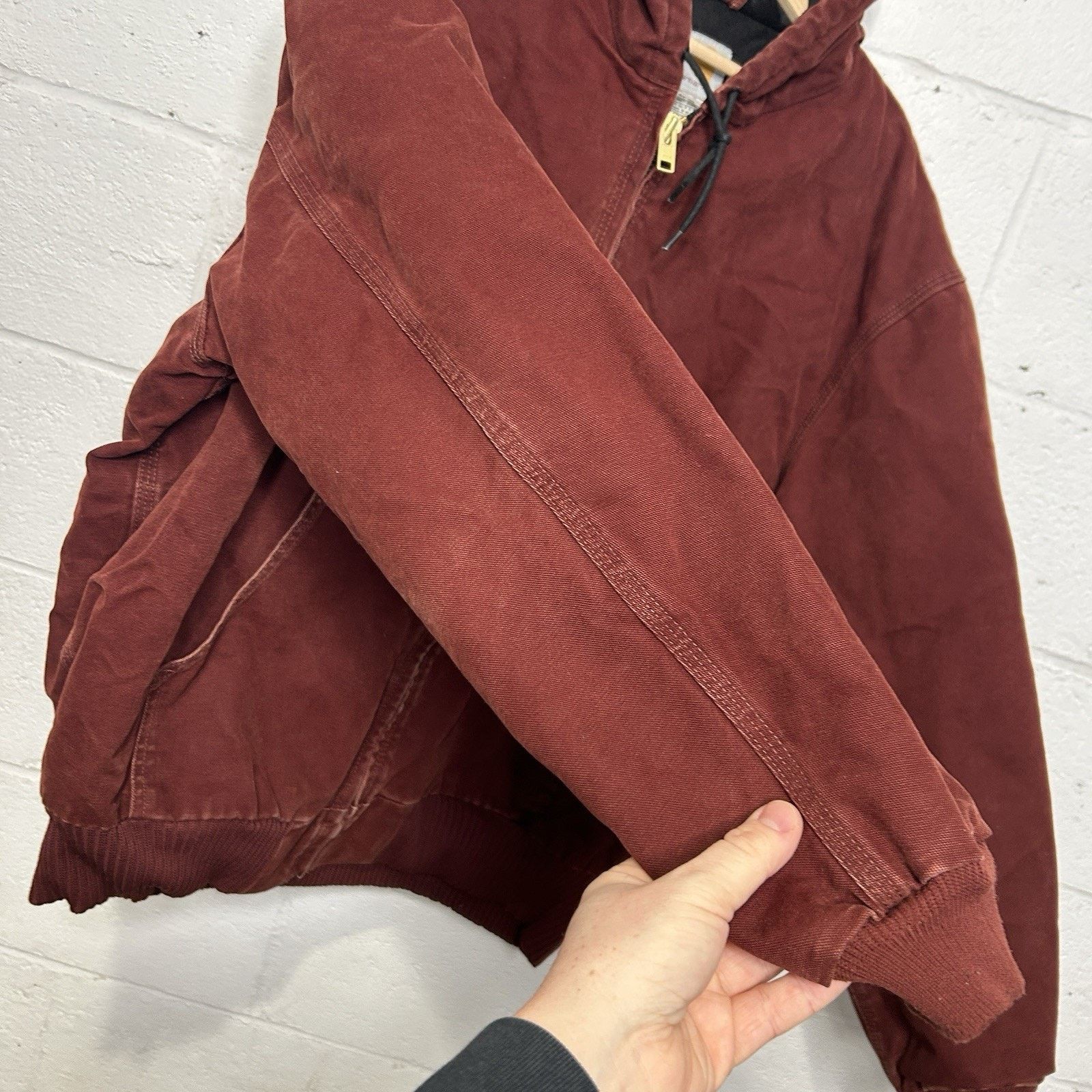 Carhartt Vintage Carhartt Quilted Hooded Active Jacket “Clay Red” Size US XL / EU 56 / 4 - 10 Thumbnail