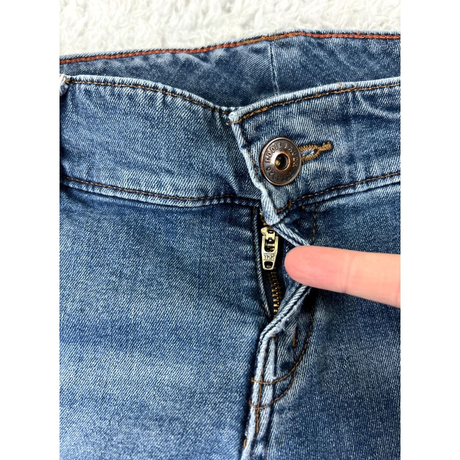 Eddie Bauer Eddie Bauer Jeans Womens 4 Blue Denim Flared Low Rise Stretch 29x31 Cotton Blend Pants Size 27" / US 4 / IT 40 - 5 Thumbnail