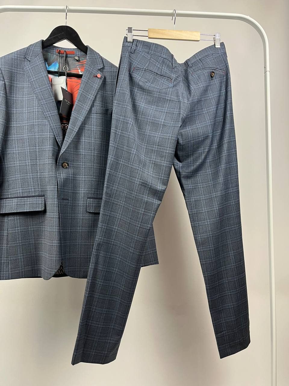 Ted Baker Ted Baker London Men's Blue Plaid Wool Blend Suit Size 3 Size 38R - 7 Thumbnail