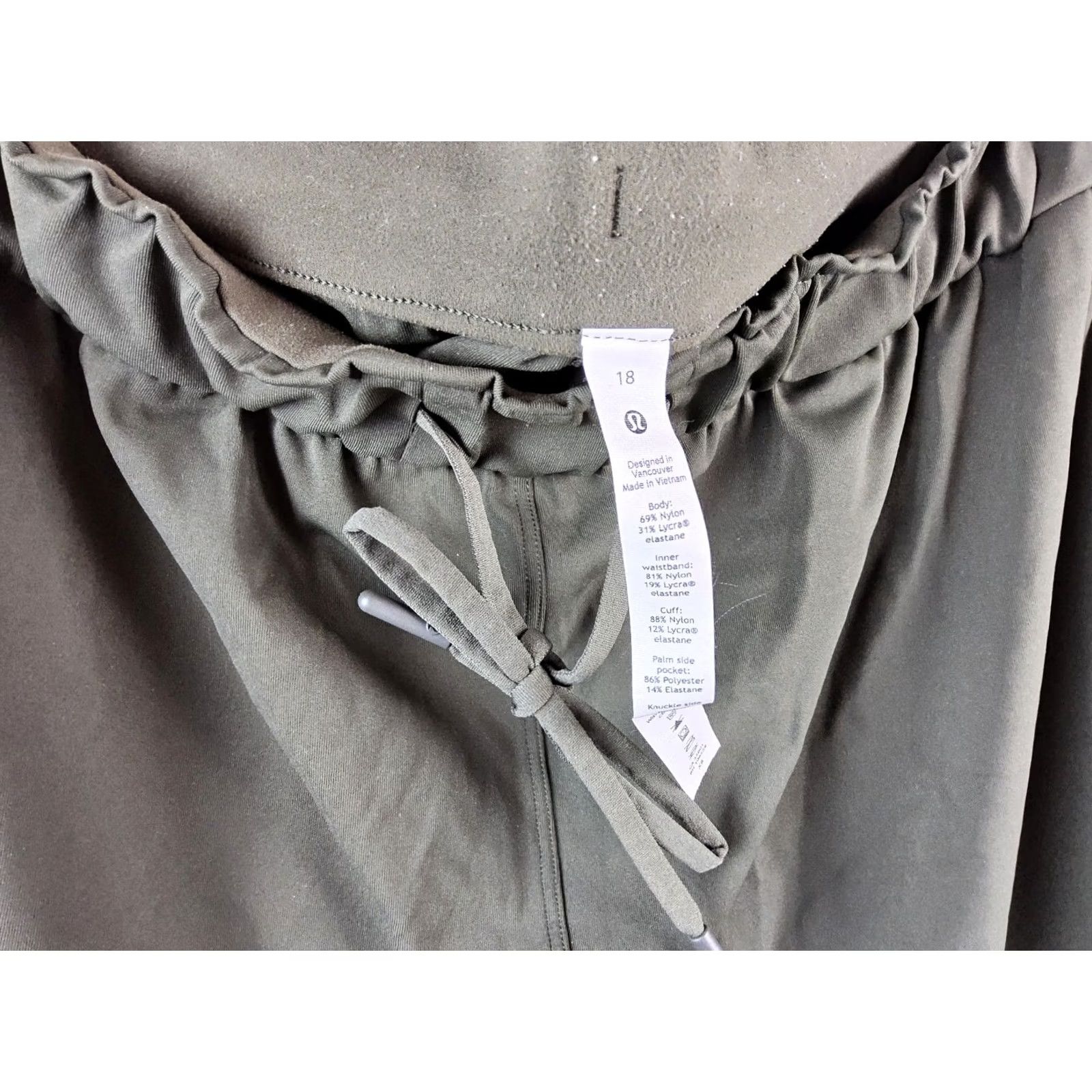 Lululemon Lululemon Stretch High Rise Jogger Pants Size 18 Women’s Size 40" / US 18 - 3 Thumbnail