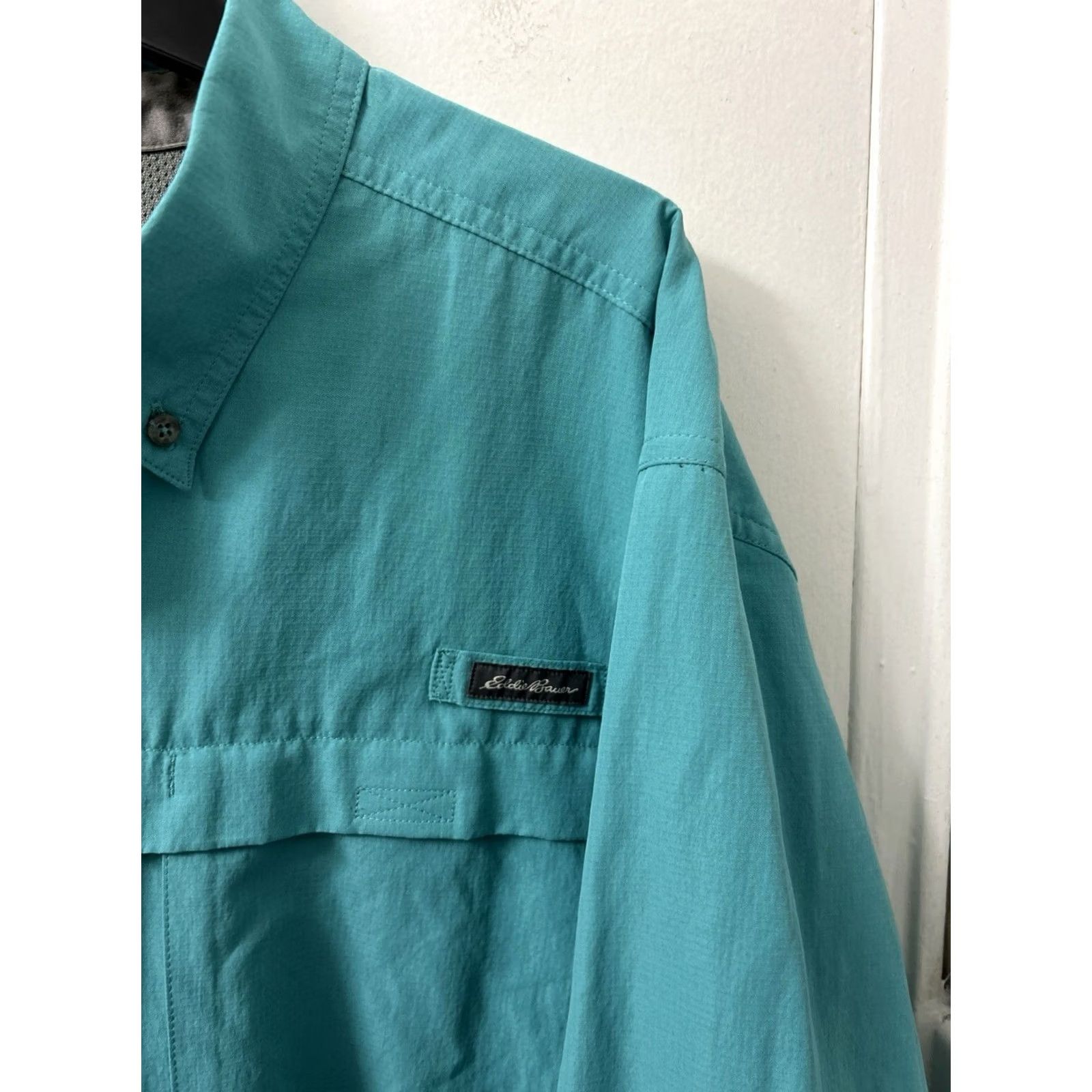 Eddie Bauer Eddie Bauer Shirt Mens XL Aqua Blue Button Down Fishing Outdoor Vented L/S Size US XL / EU 56 / 4 - 4 Thumbnail