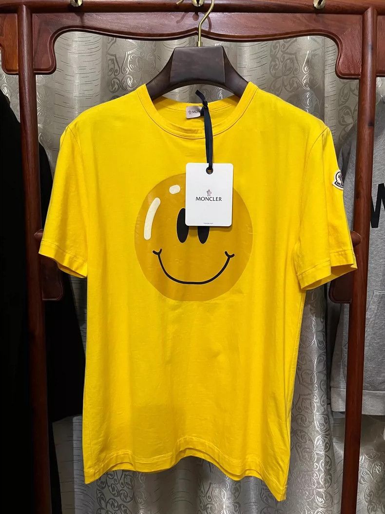 Moncler Moncler New Moncler Men's Short Sleeve T-Shirt-2506 Size US M / EU 48-50 / 2 - 1 Thumbnail