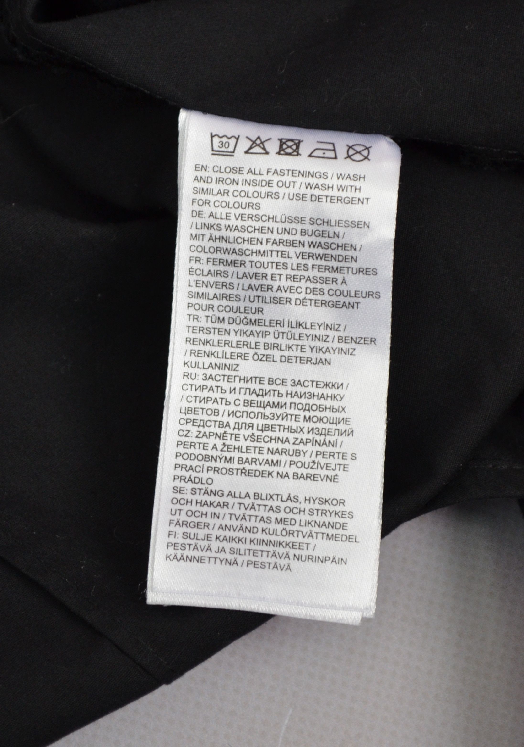 Designer × Hugo Boss × Mercedes-Benz Hugo Boss X Mercedes AMG Petronas Formula One F1 Crew Team Size US L / EU 52-54 / 3 - 12 Thumbnail