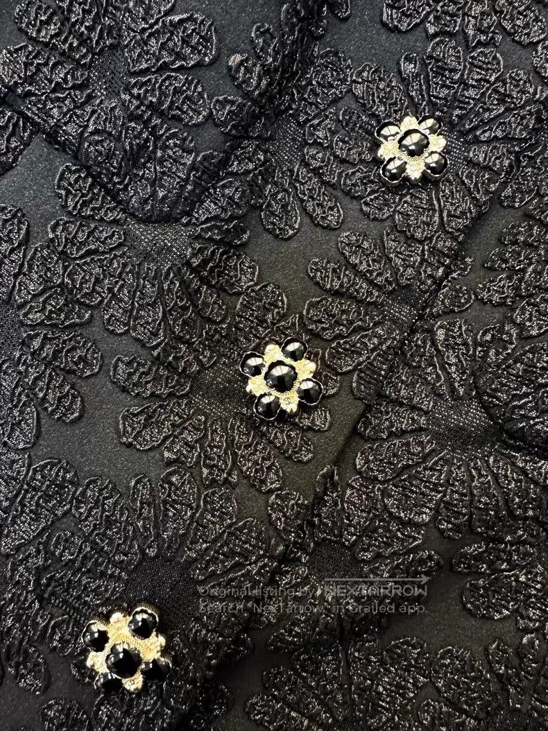 Chanel Chanel 21A Handicraft Workshop Castle Series Black Relief Size XXS / US 00 / IT 34 - 4 Thumbnail