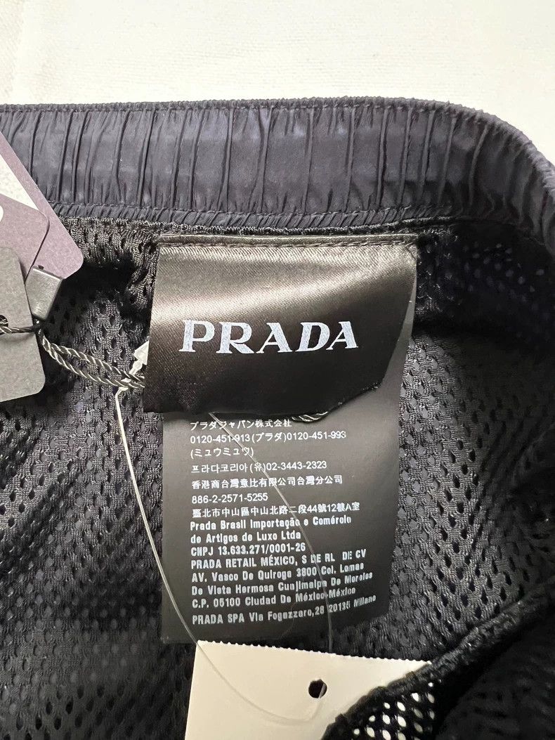 Prada Prada Nylon shorts 2502-Nextarrow Size US 32 / EU 48 - 6 Thumbnail