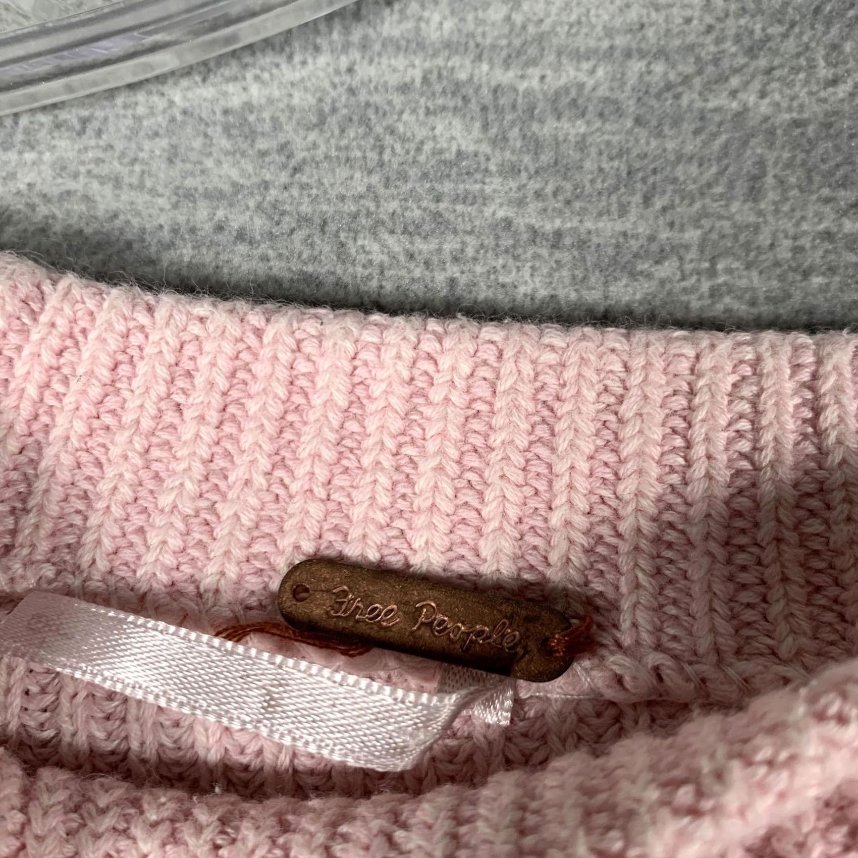 Free People VINTAGE? Free People Sweater Womens M Pink Raglan Crewneck Pullover Knit Ribbed Cotton Blend Solid 90s Casual Womens Size M / US 6-8 / IT 42-44 - 4 Thumbnail