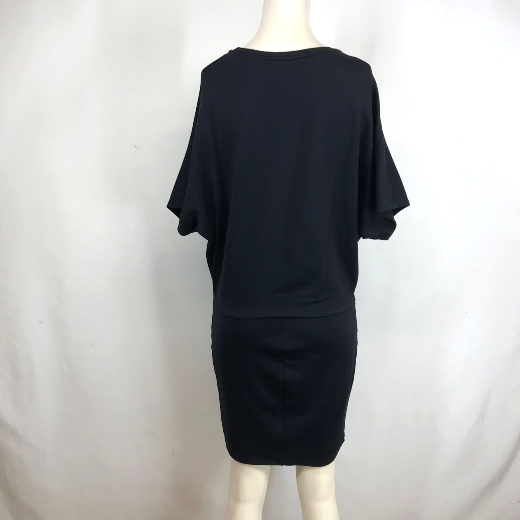 Athleta Athleta Dress Shirt Womens Black Short Sleeve Draped Pleated Front Blouson Crew Neck Size S Size 28" / US 6 / IT 42 - 5 Thumbnail