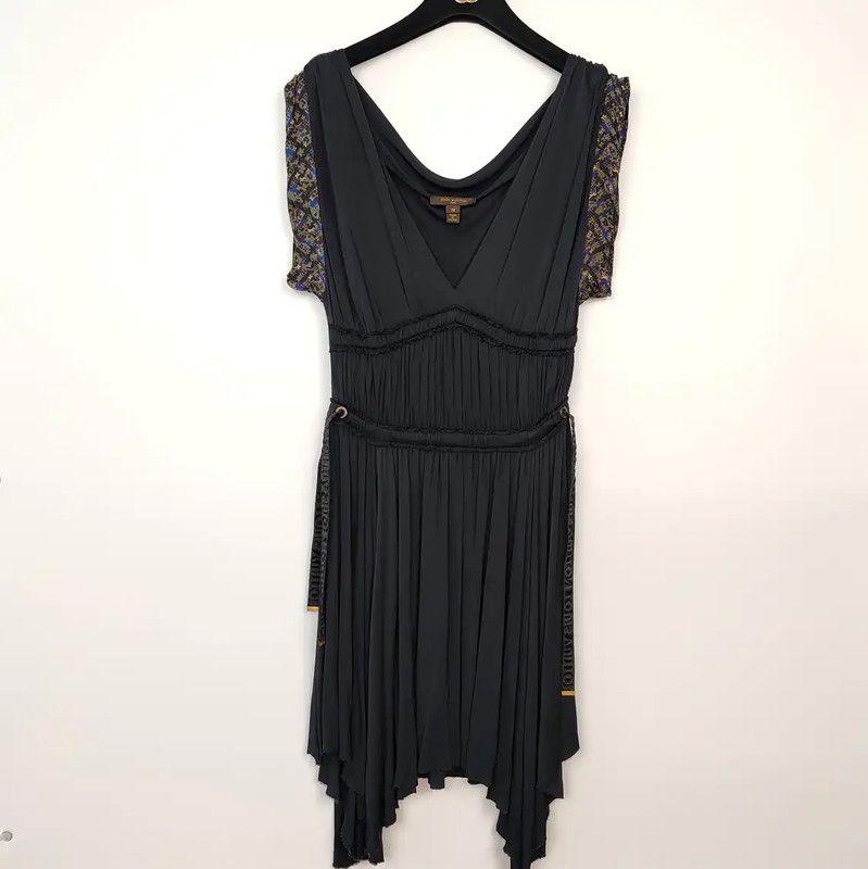 Louis Vuitton Louis Vuitton Black Draped Dress for Women 0089 Size S / US 4 / IT 40 - 1 Thumbnail