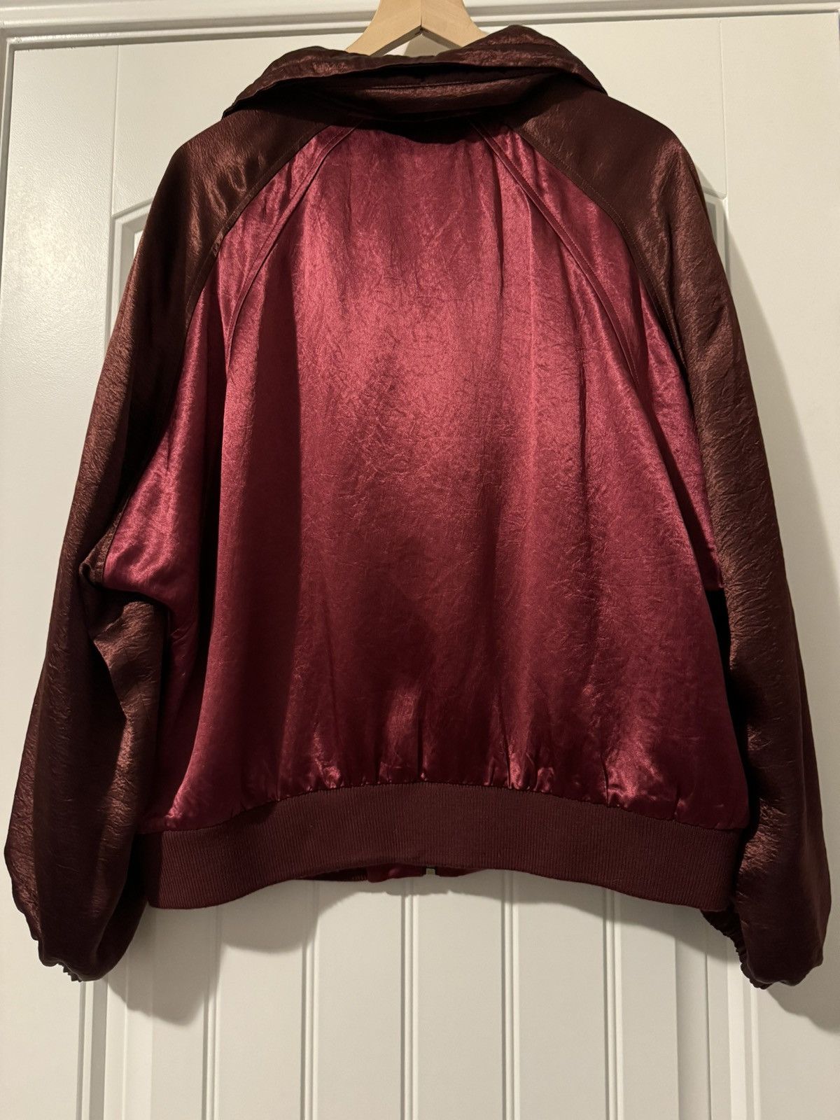 Saint Laurent Paris Saint Laurent Tonal Satin Jacket in Burgundy/Maroon/Bordeaux Size US L / EU 52-54 / 3 - 5 Thumbnail
