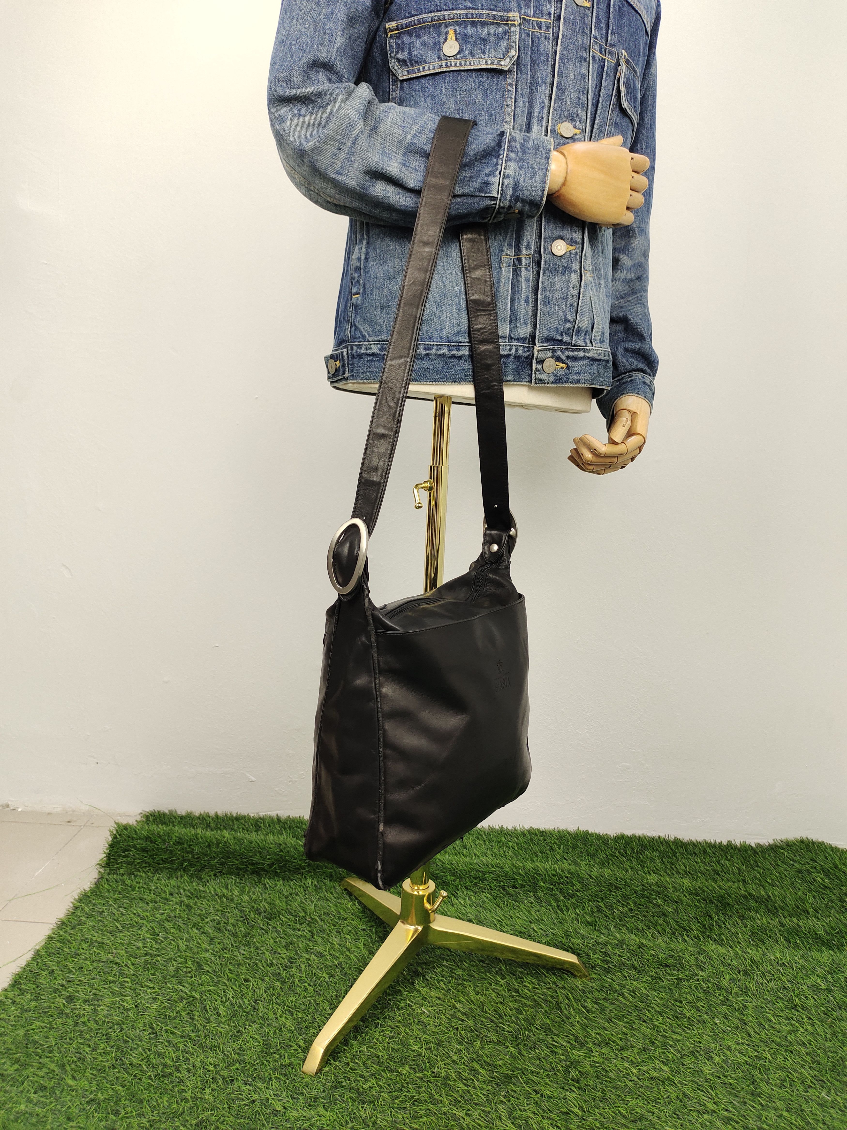 Japanese Brand Vintage Francesco Biasia Italy Patina Leather Shoulder Bag Size ONE SIZE - 3 Thumbnail