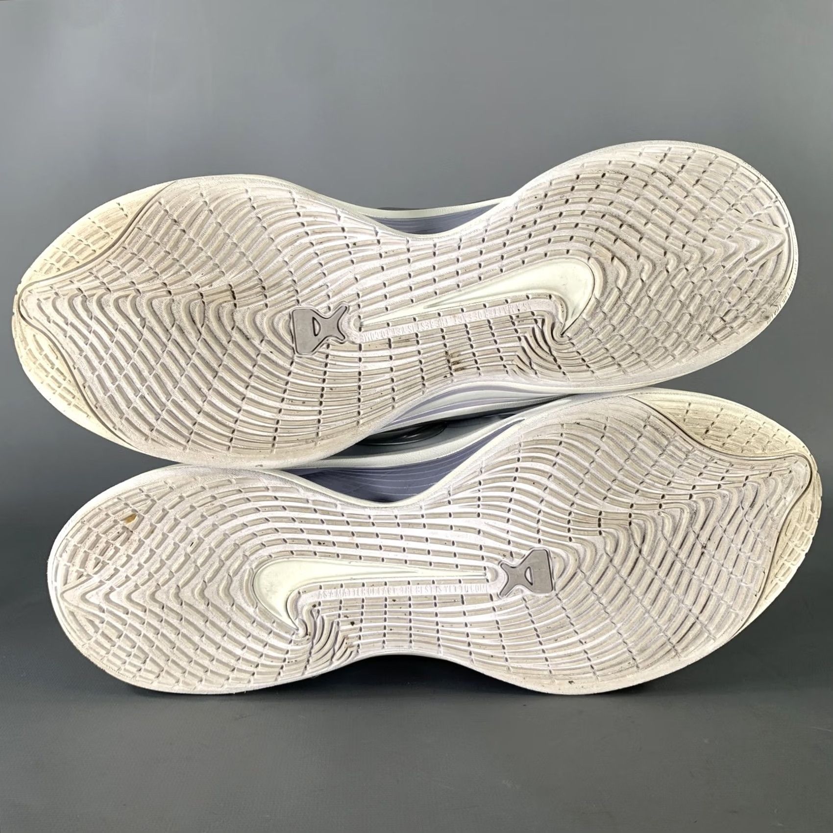 Nike NIKE Basketball Sneakers Canvas Mixed Patterns White Silver Size 15.5 Size US 15 / EU 48 - 6 Thumbnail